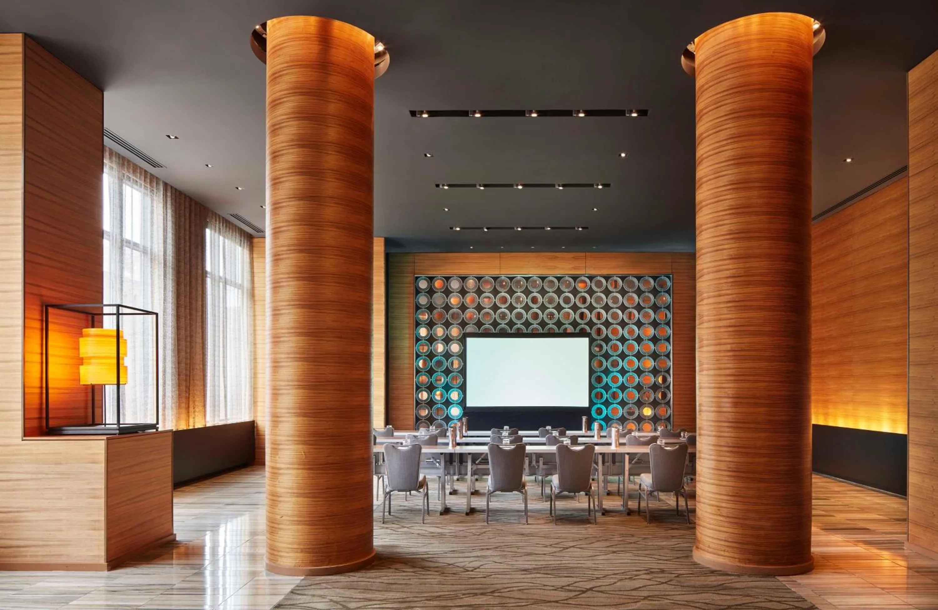 Meeting/conference room in The Lofton Hotel Minneapolis, Tapestry Collection by Hilton