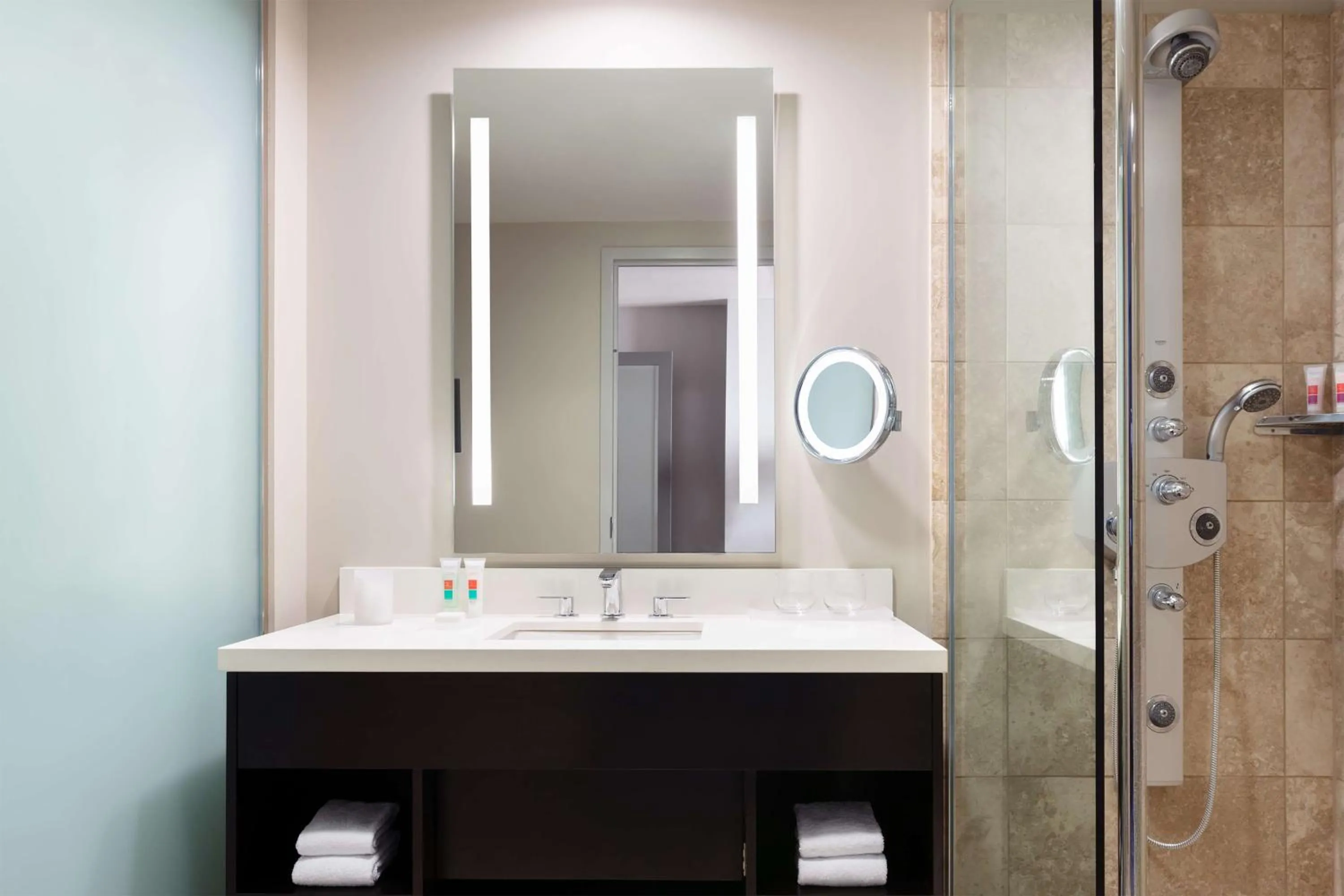 Bathroom in The Lofton Hotel Minneapolis, Tapestry Collection by Hilton