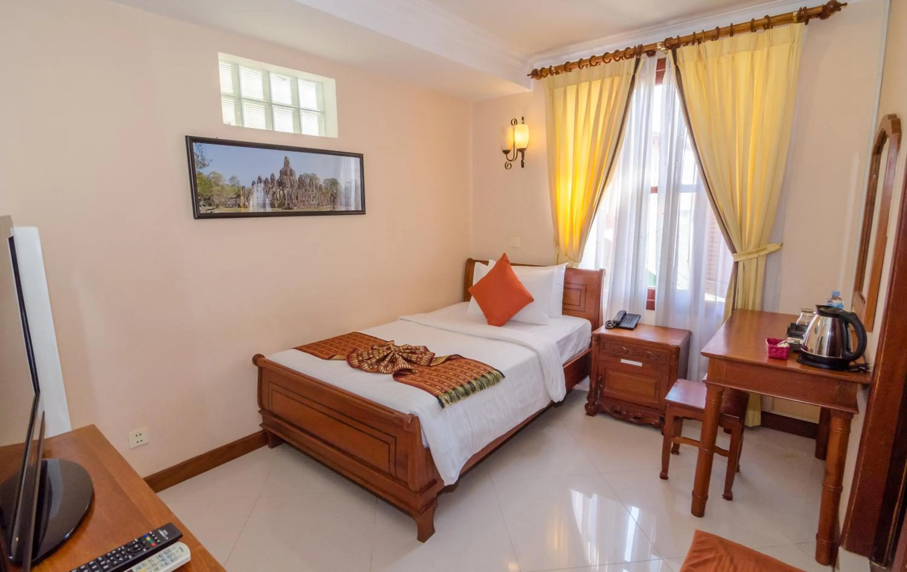 Bedroom, Bed in Neth Socheata Hotel