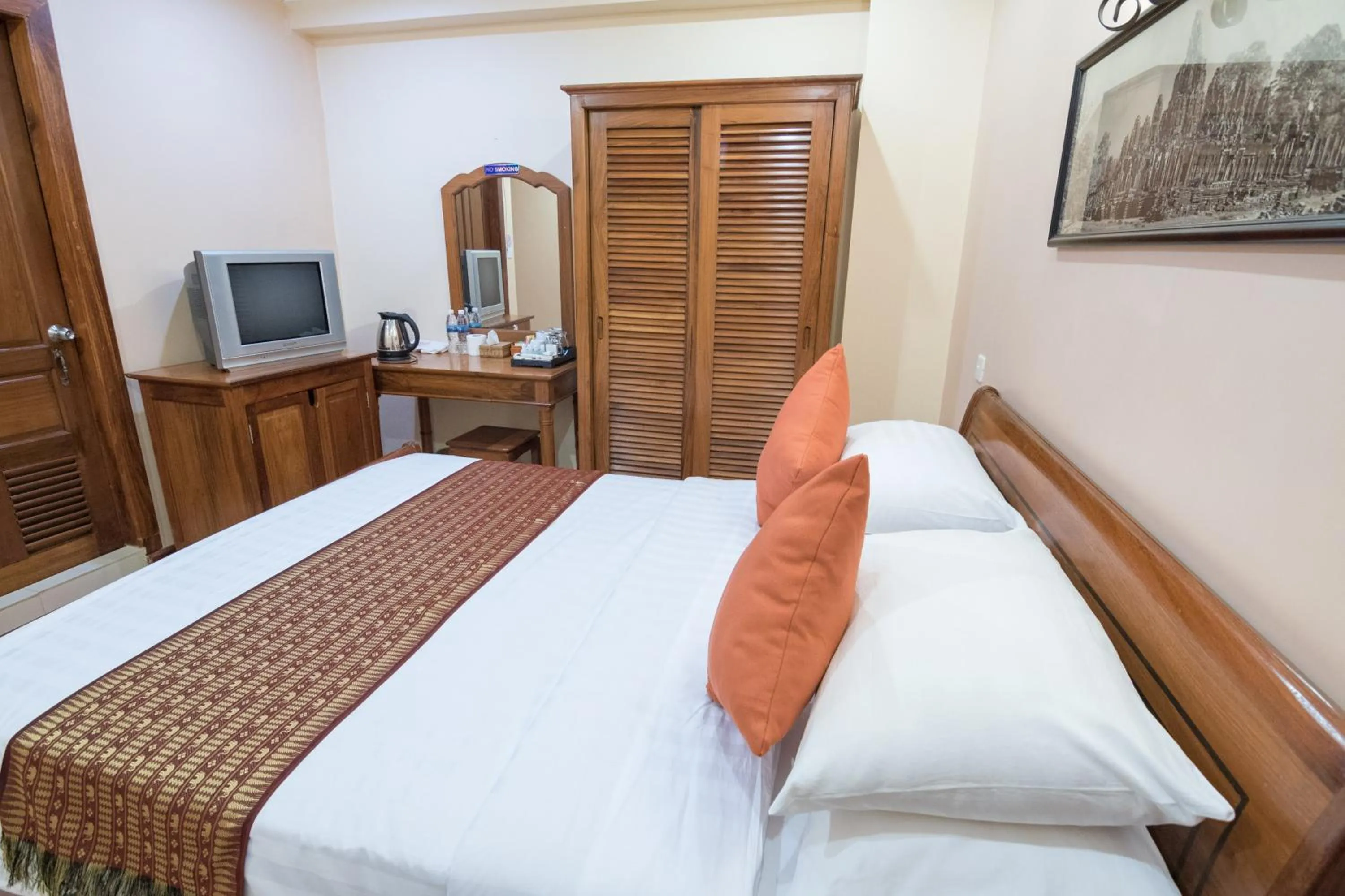 Bedroom, Bed in Neth Socheata Hotel