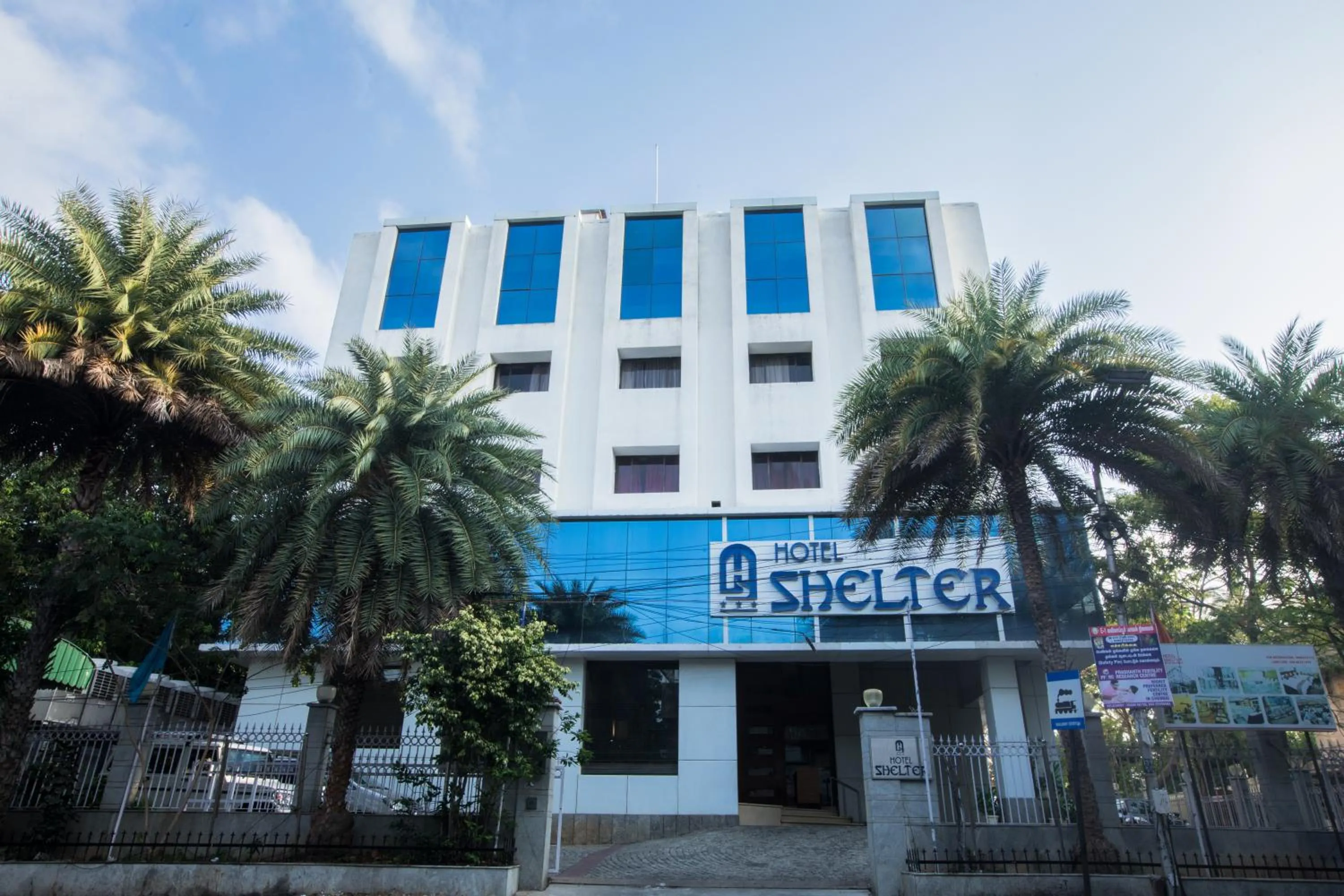 Property building in Hotel Shelter