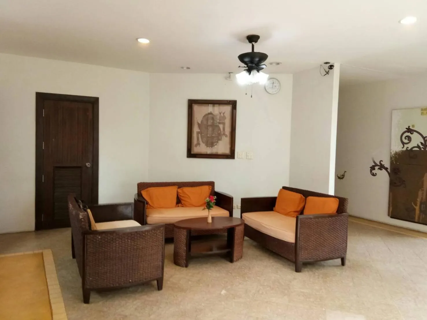 Decorative detail in Golden Pine Beach Resort