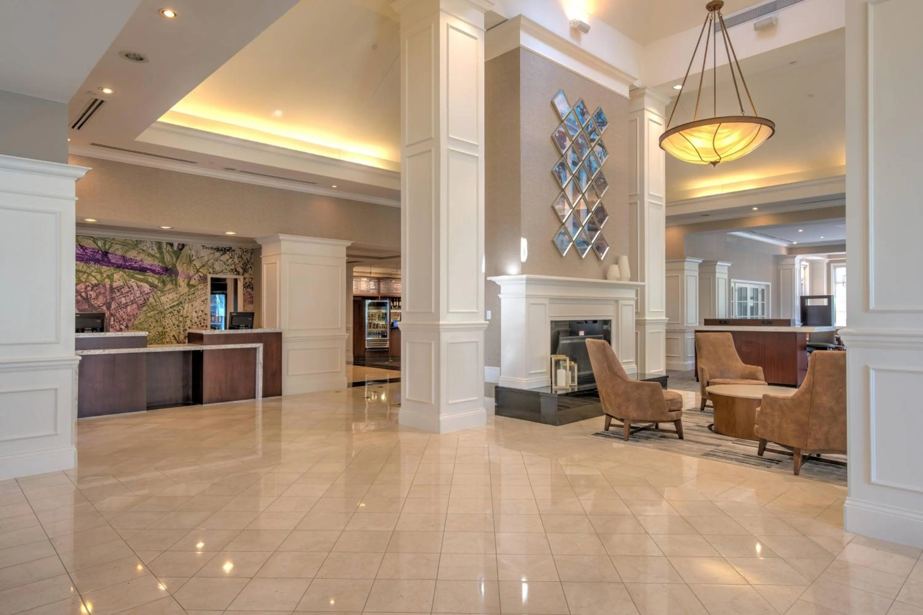 Lobby or reception in Courtyard Chapel Hill