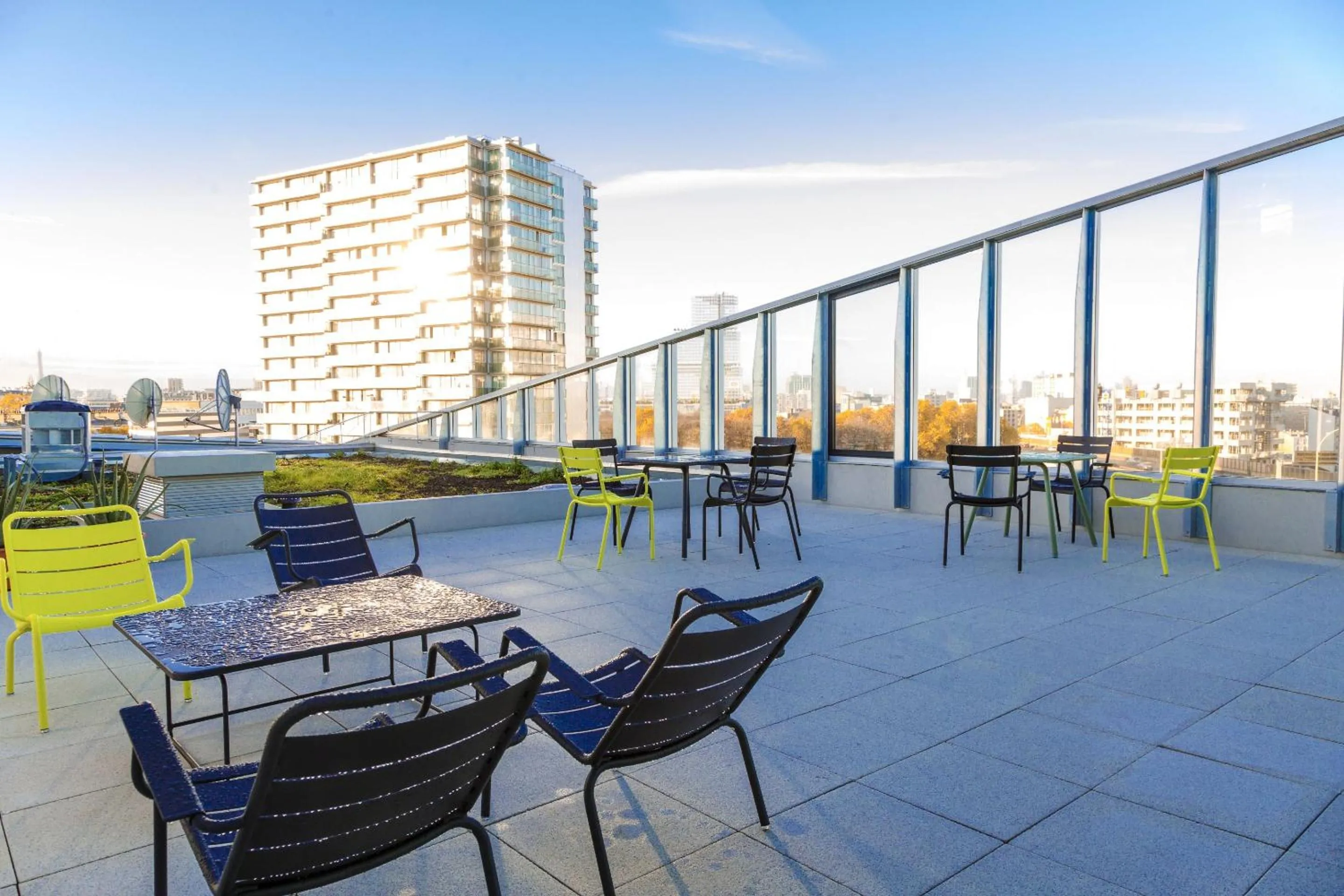 Balcony/Terrace in Appart Hotel Odalys City Paris XVII