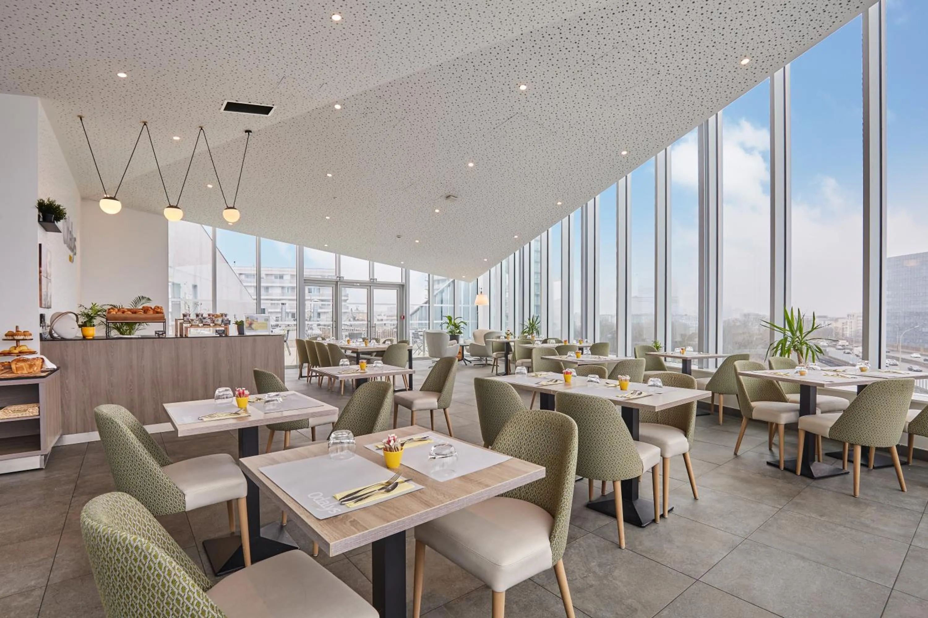 Breakfast in Appart Hotel Odalys City Paris XVII