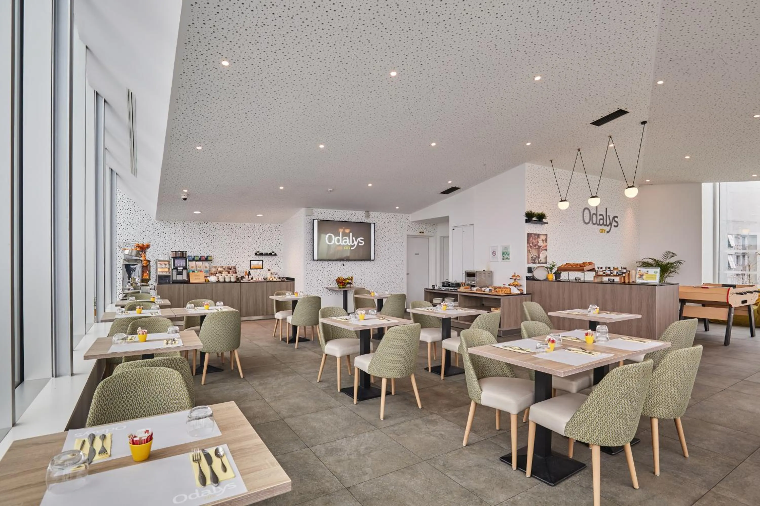 Breakfast in Appart Hotel Odalys City Paris XVII