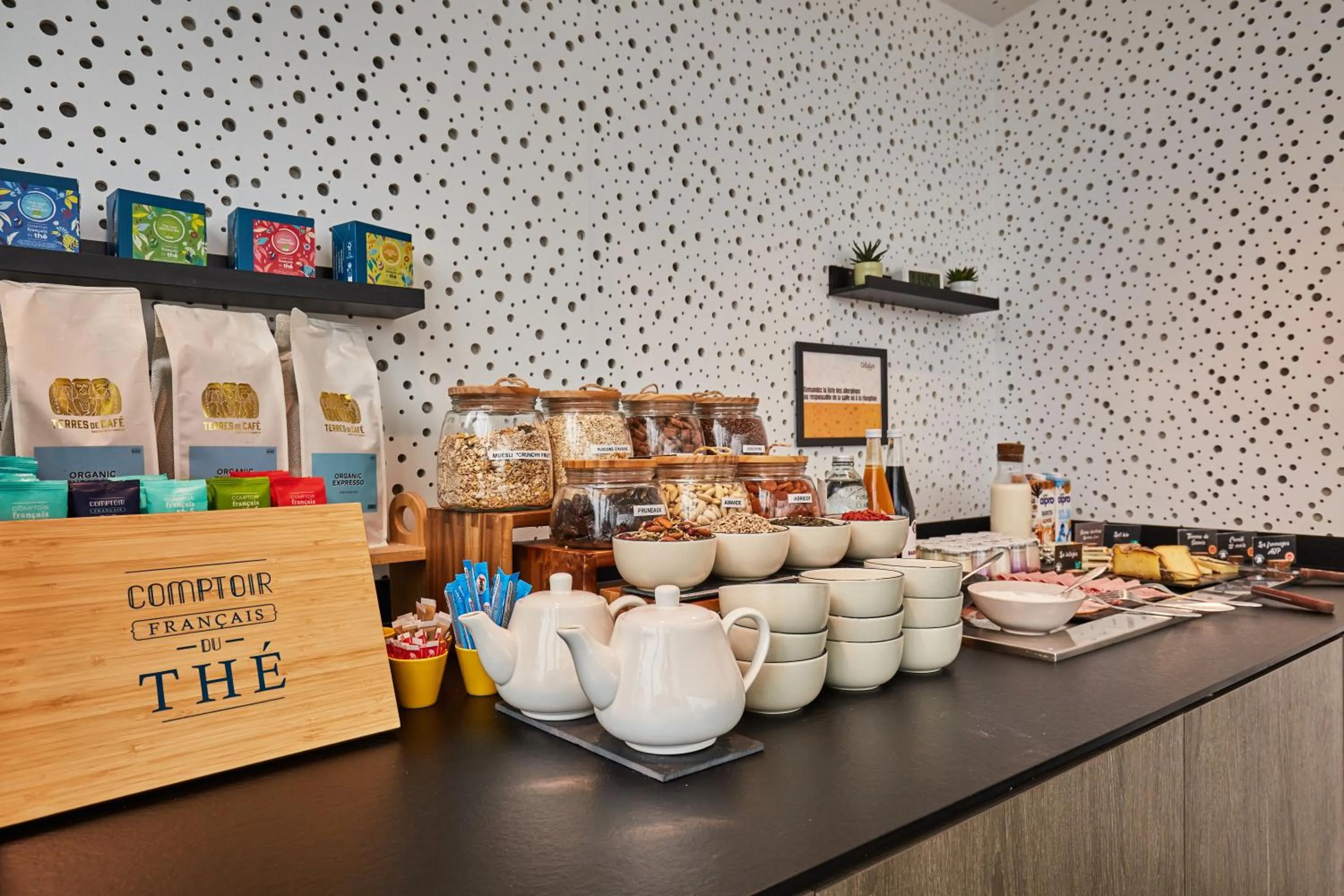 Breakfast in Appart Hotel Odalys City Paris XVII