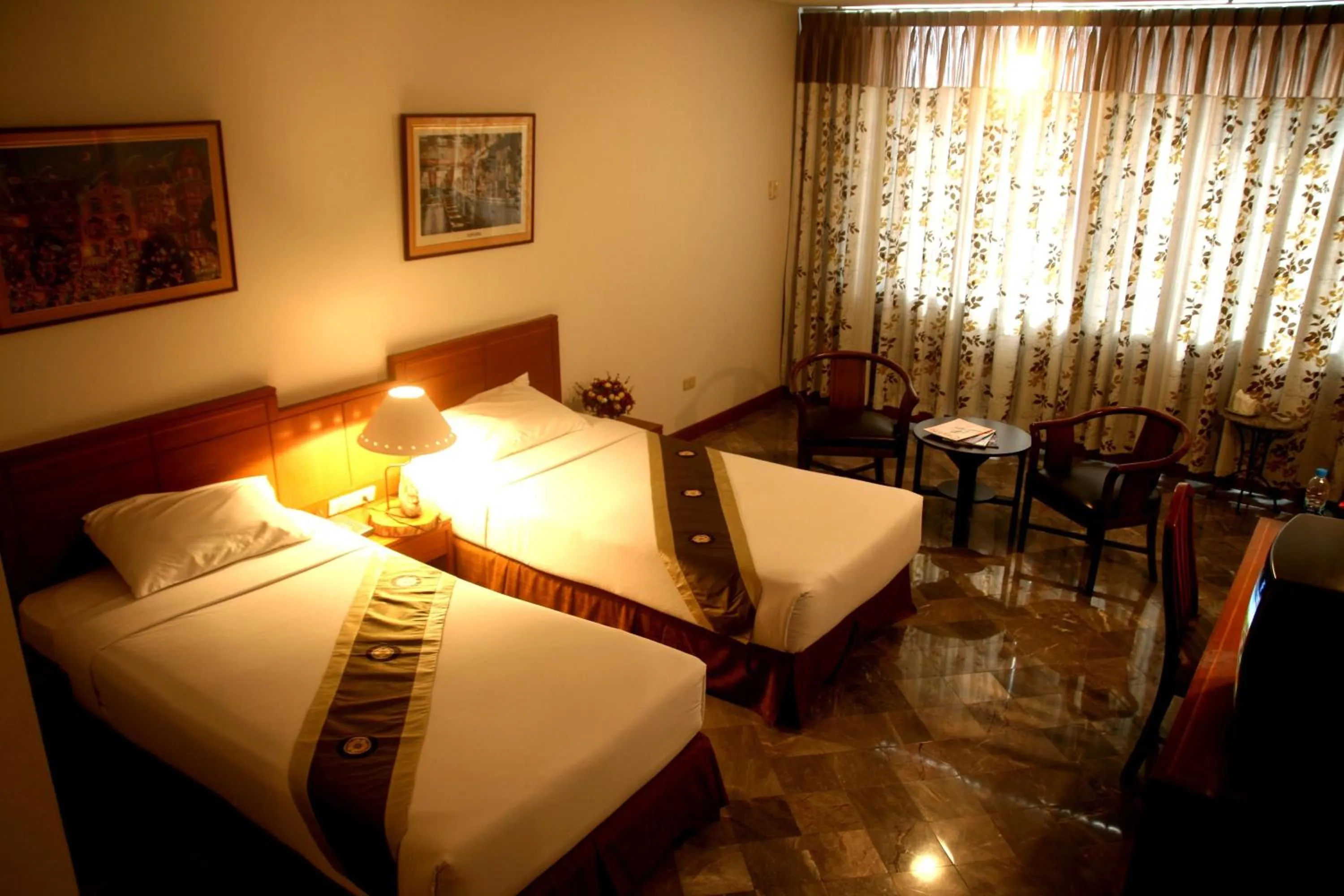 Day, Bed in Royal Lanna Hotel