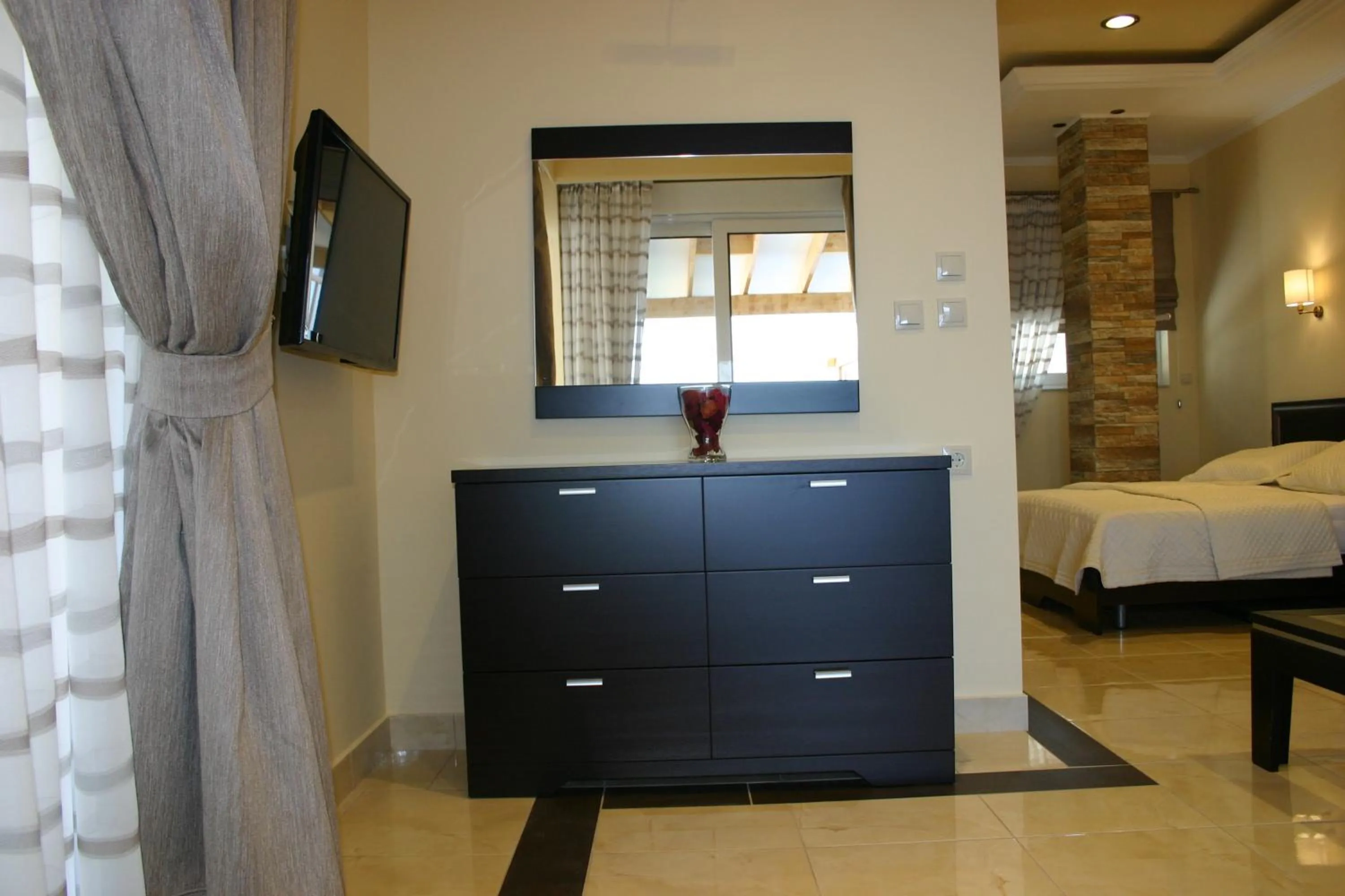 Toilet, Bed in Petit Palais Hotel