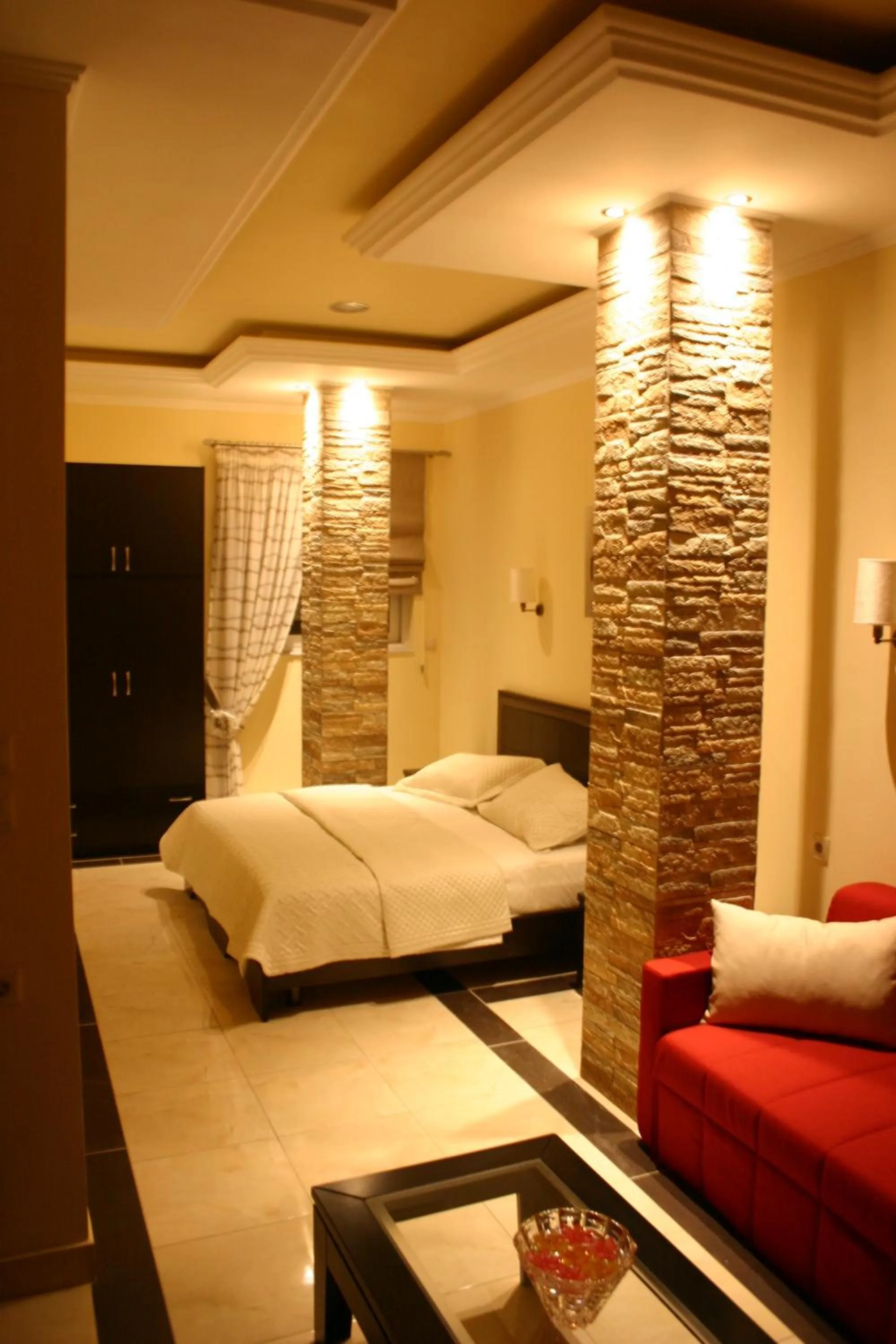 TV and multimedia, Bed in Petit Palais Hotel