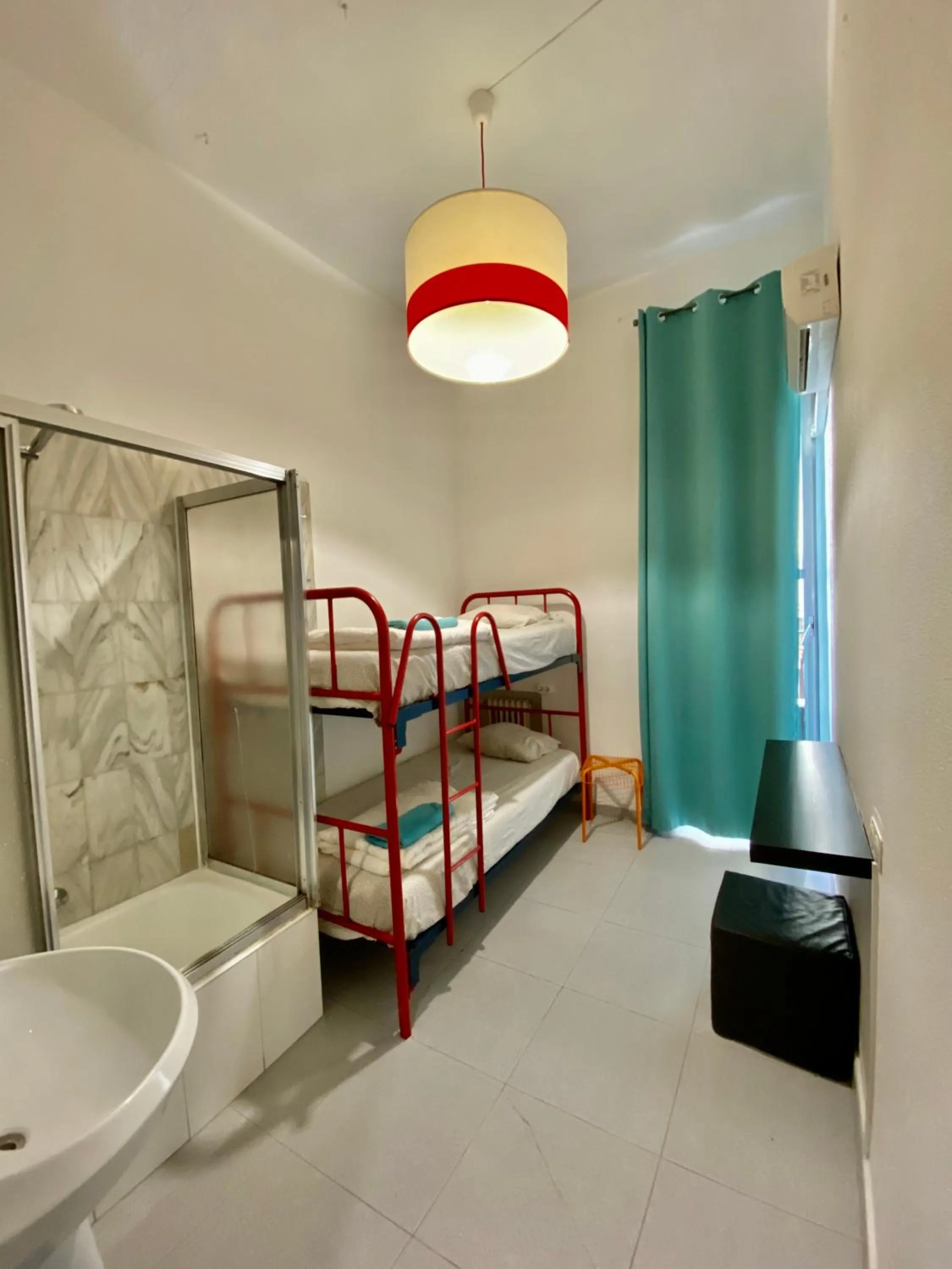 Standard Twin Room with Shared Bathroom in Barbieri Sol Hostel