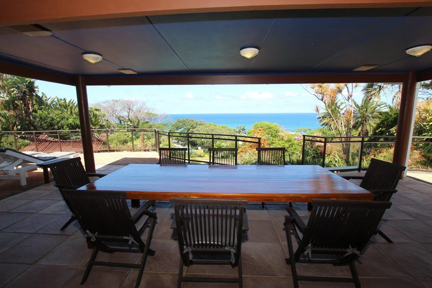 Property building in Wailana lodge