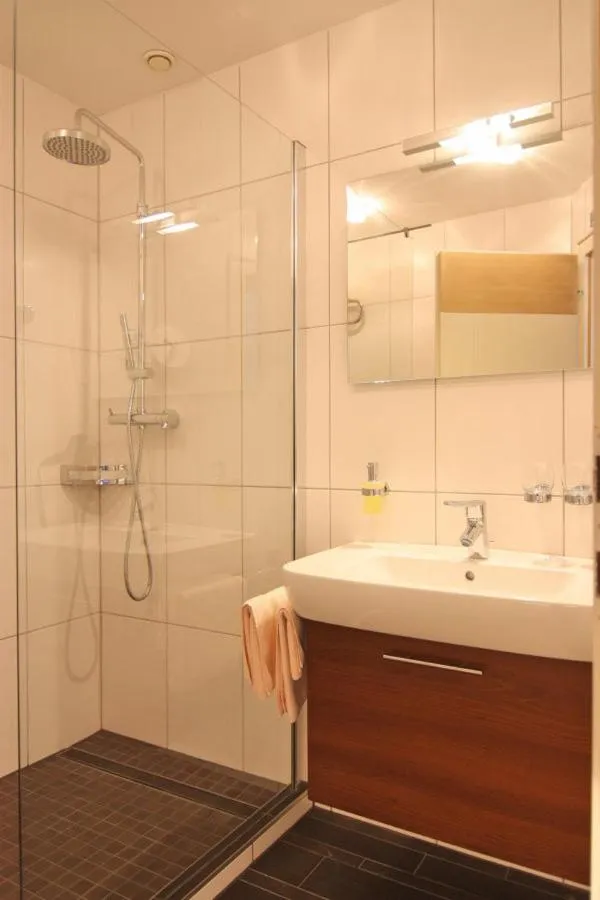 Bathroom in Aparthotel Krösbacher