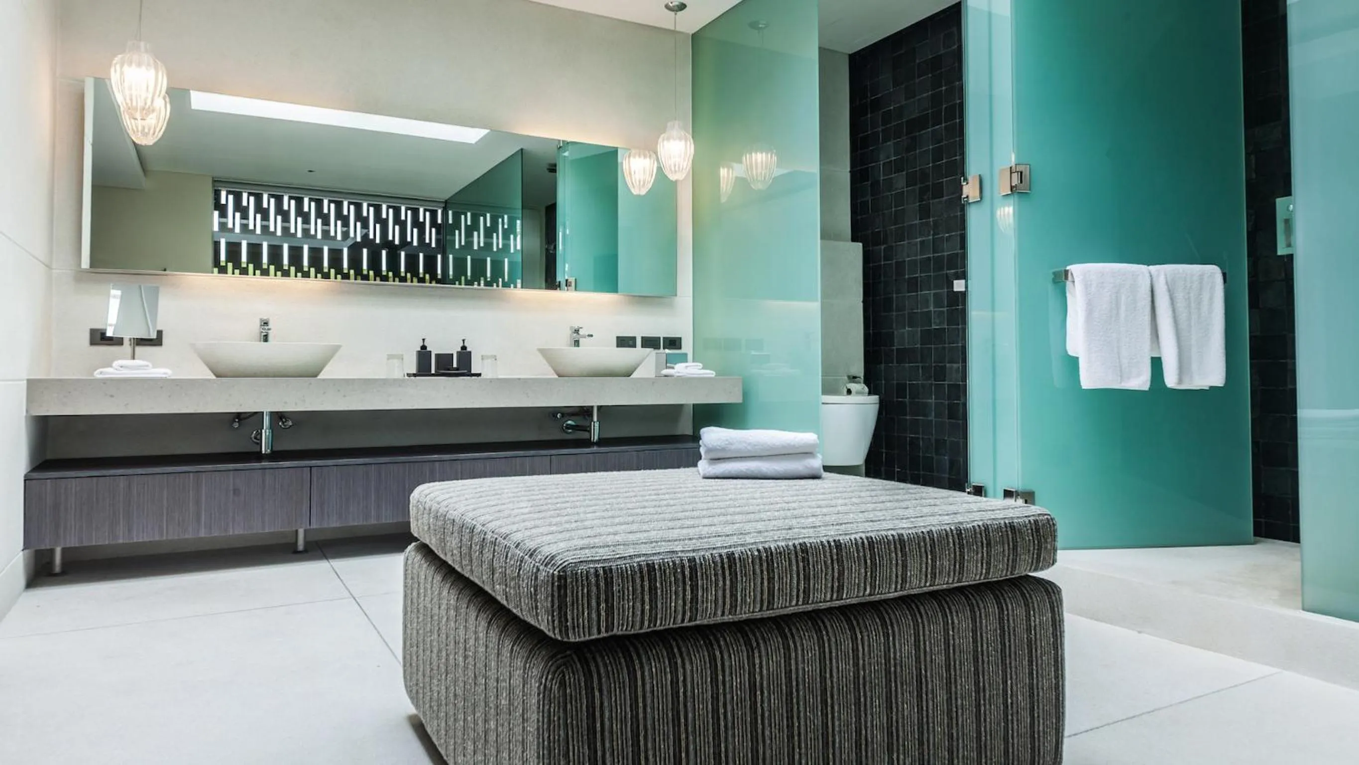 Bathroom in Villa Anavaya