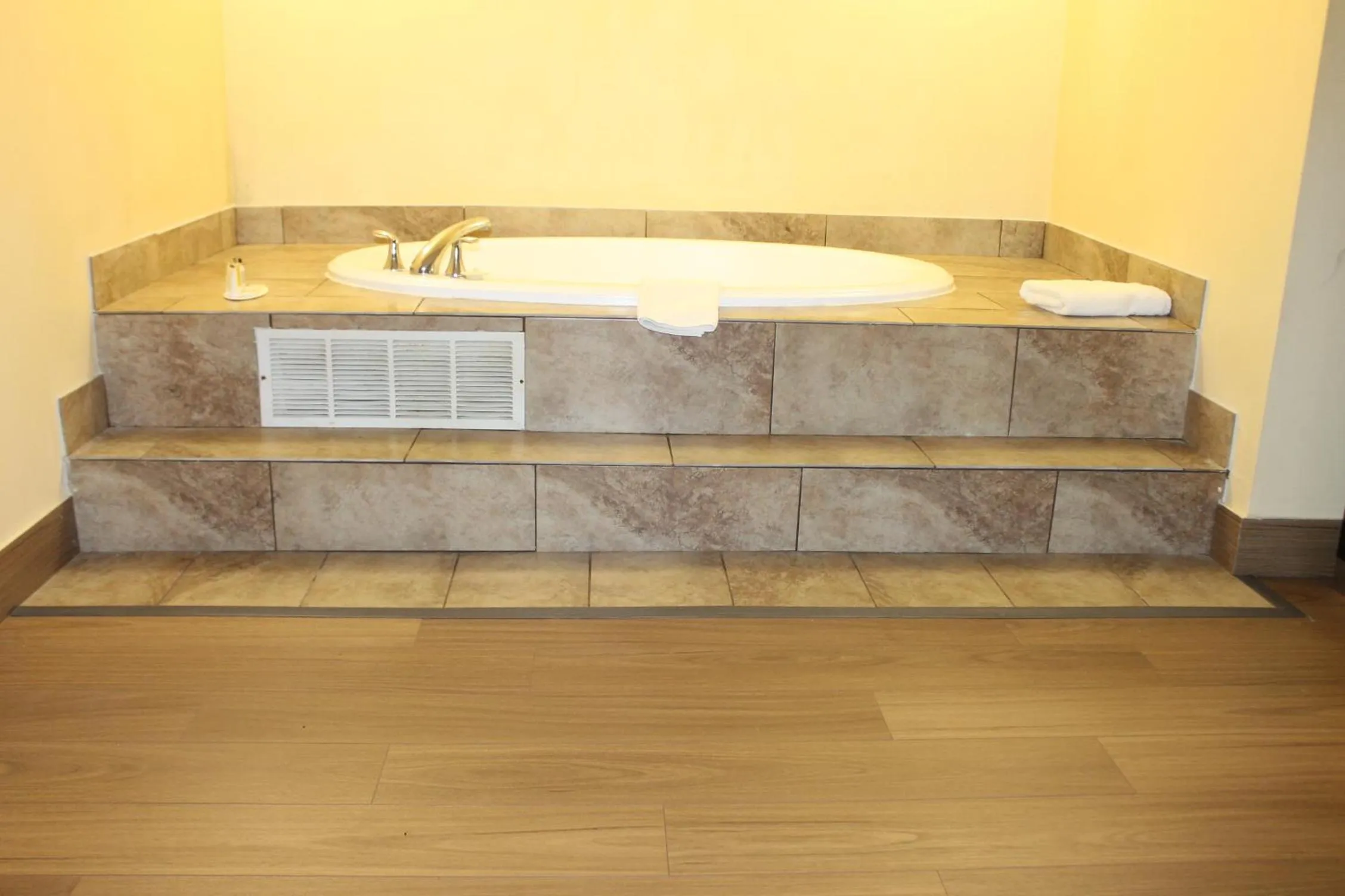 Days Inn by Wyndham Budd Lake