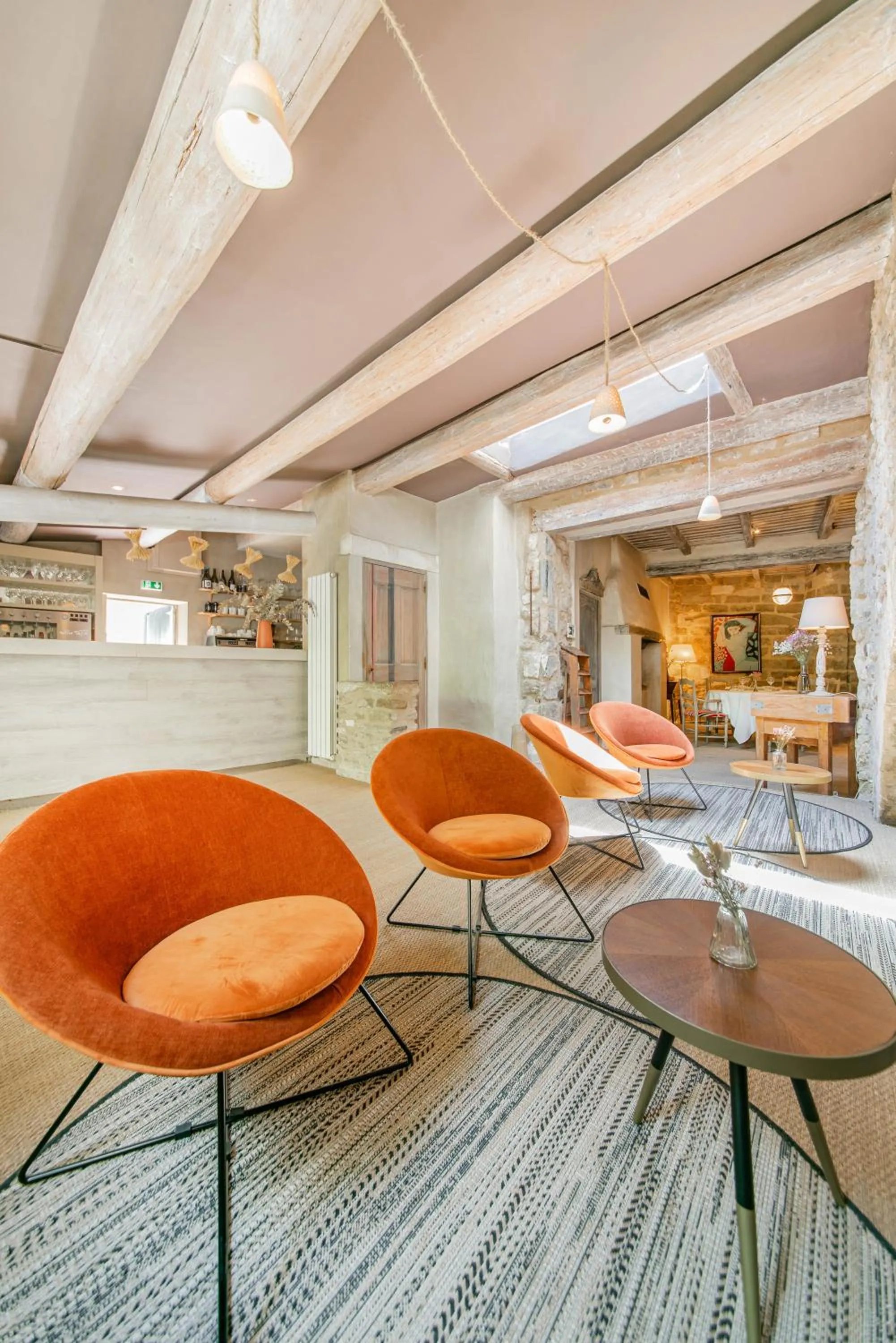 Lounge or bar in La Prévôté - Luxury Chambres d'hôtes & Gastronomic Restaurant