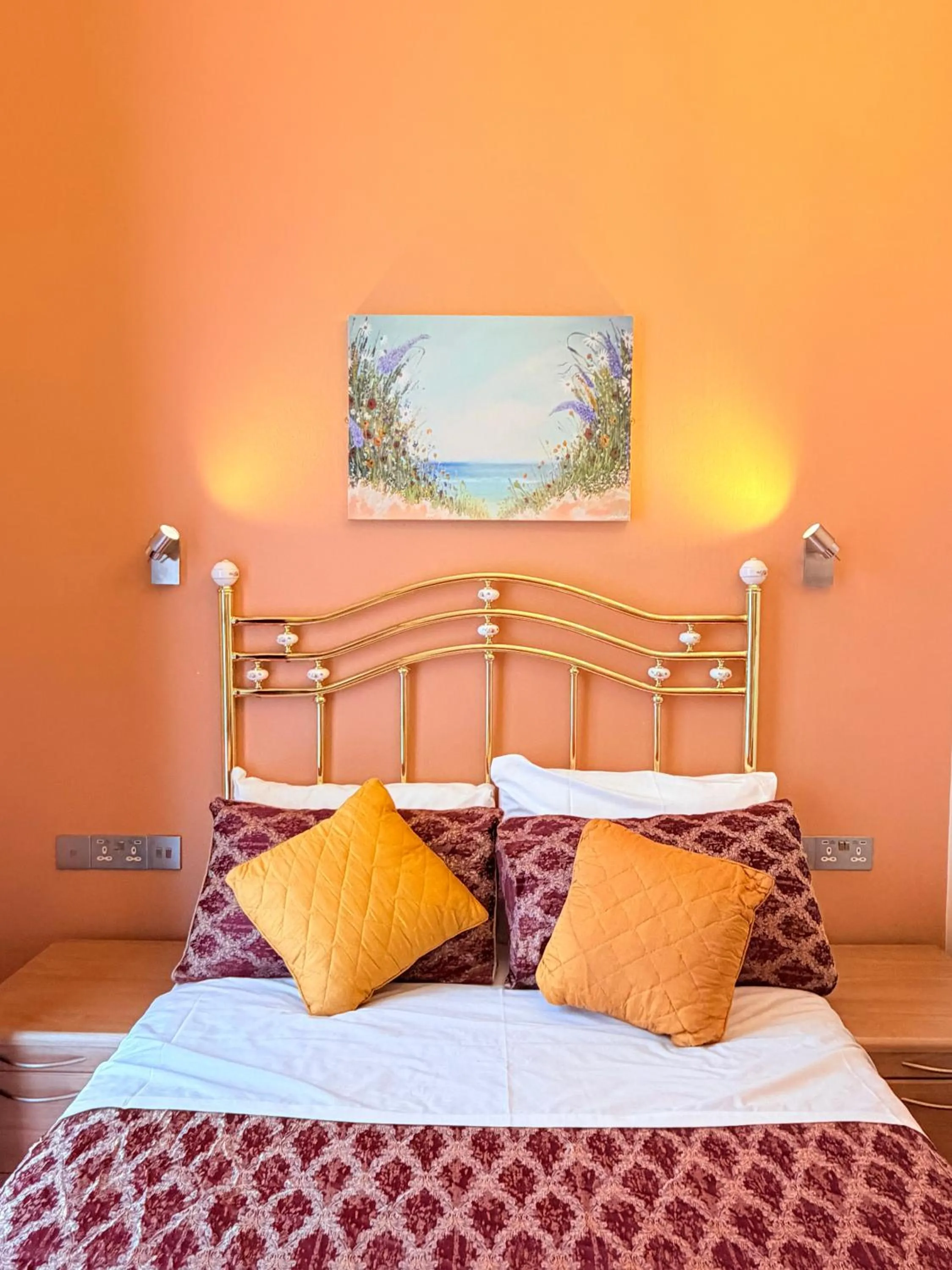 Bed in Albro House Hotel, London