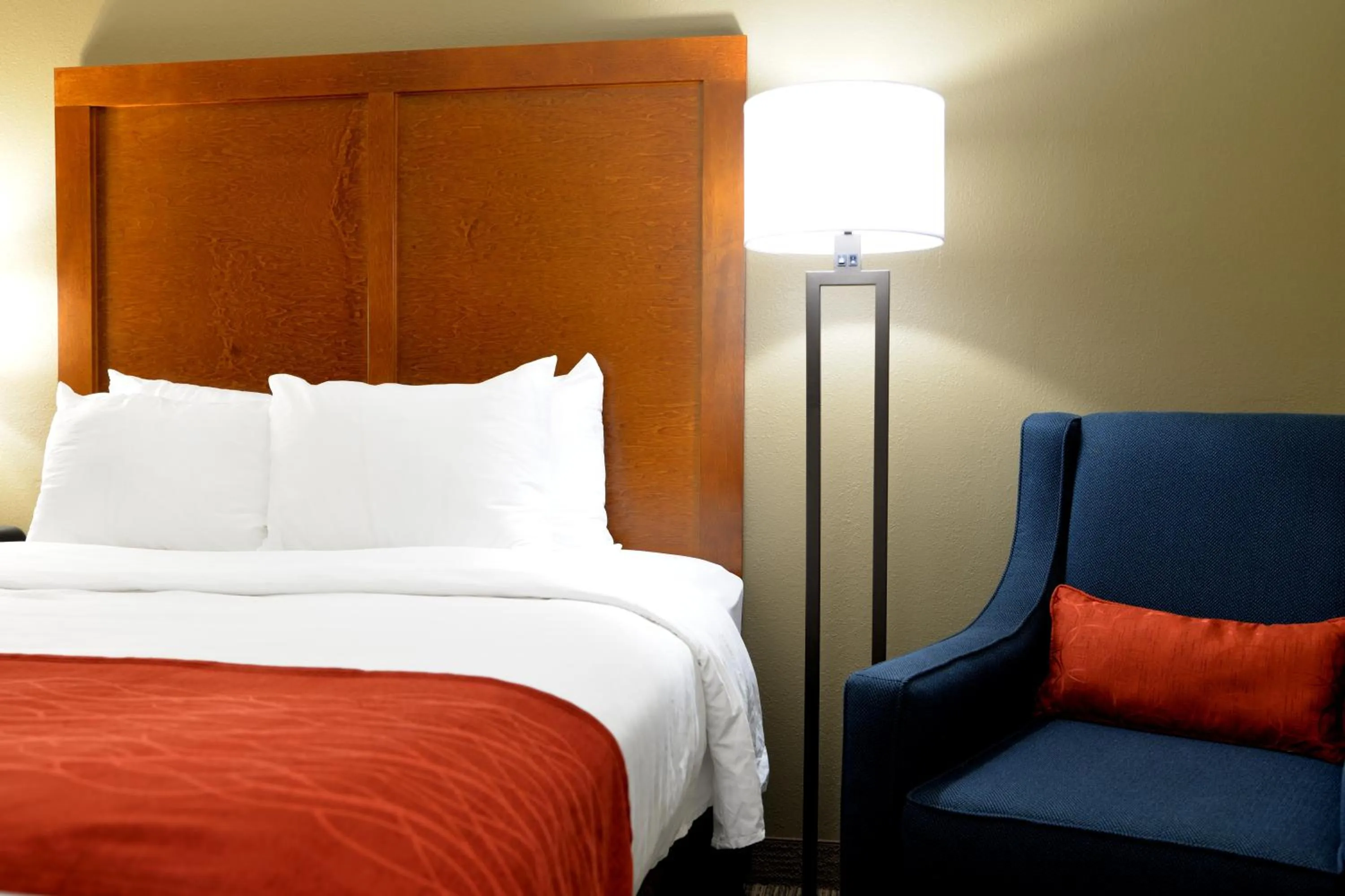 Bed in Comfort Inn University Durham - Chapel Hill