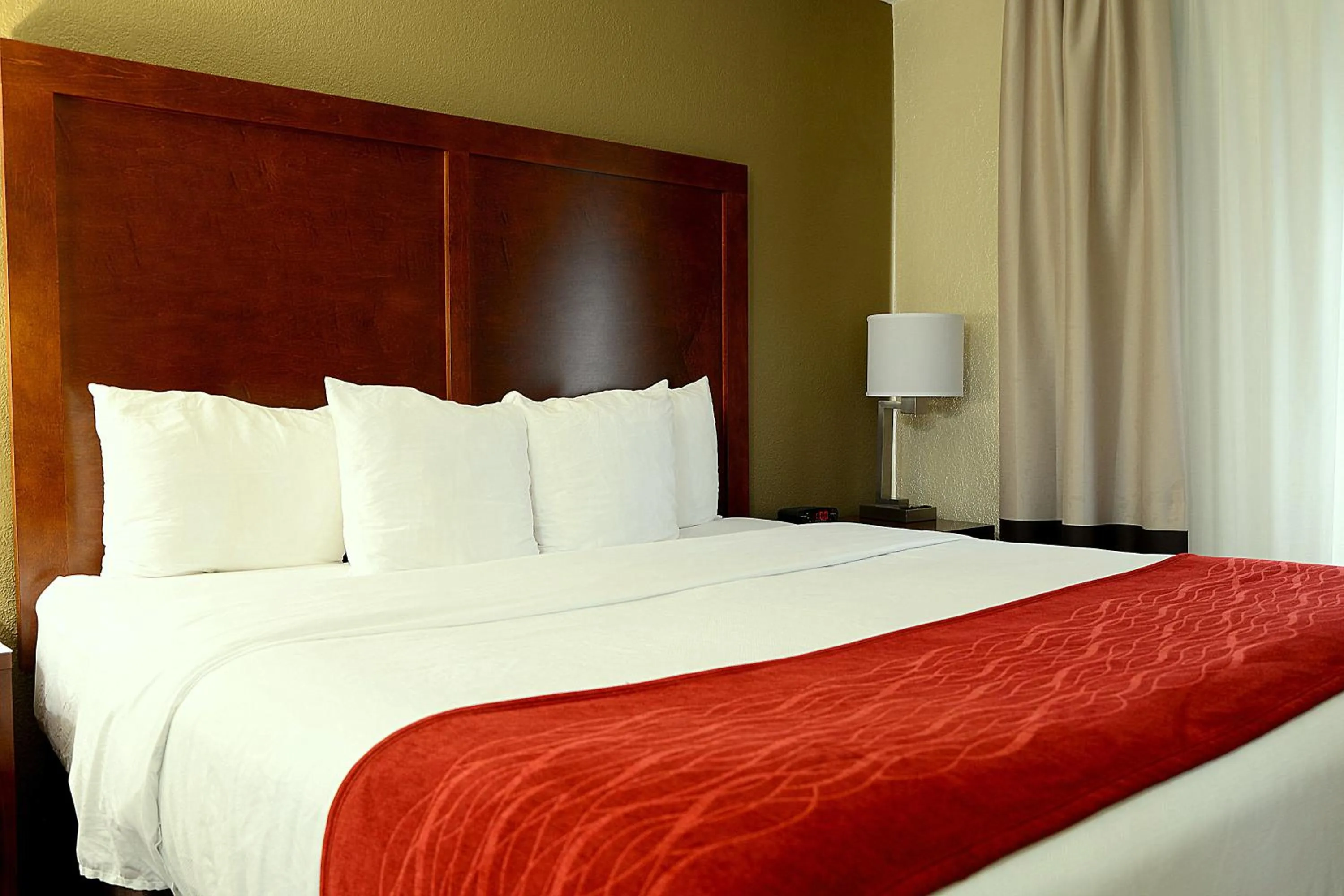 Bed in Comfort Inn University Durham - Chapel Hill