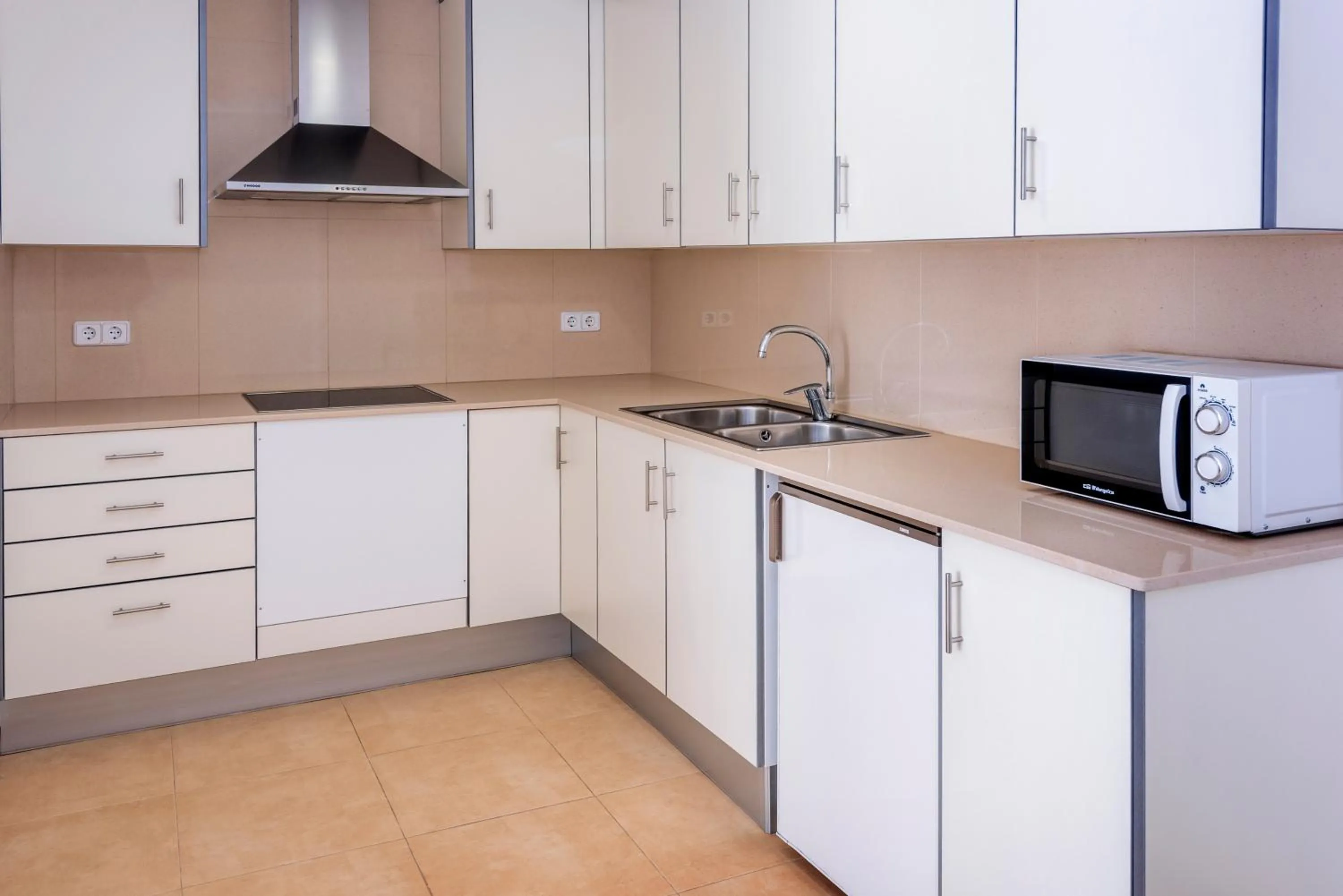 Kitchen or kitchenette in Apartments Sorrabona