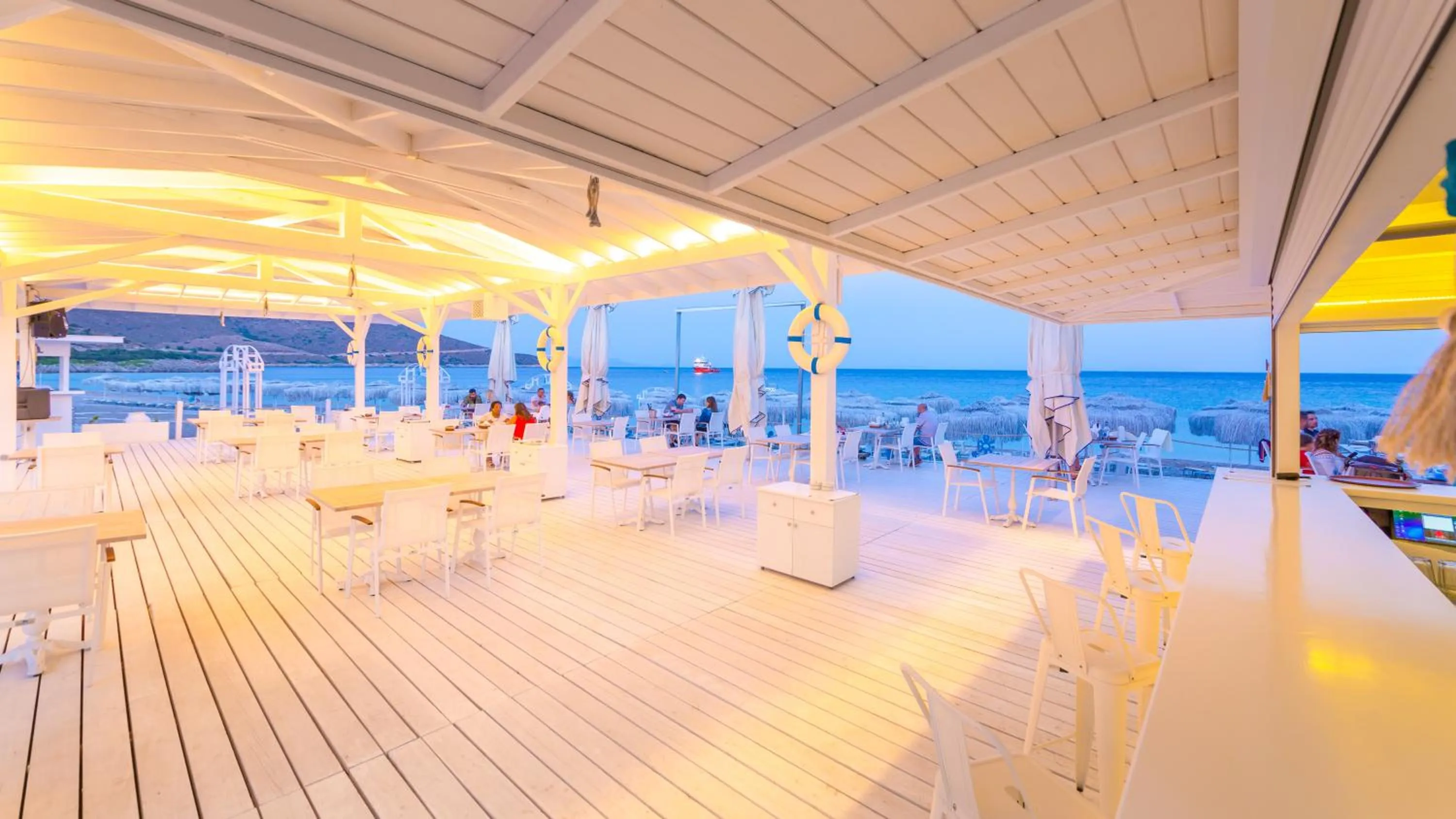 Restaurant/places to eat in Hotel Mavi Beyaz