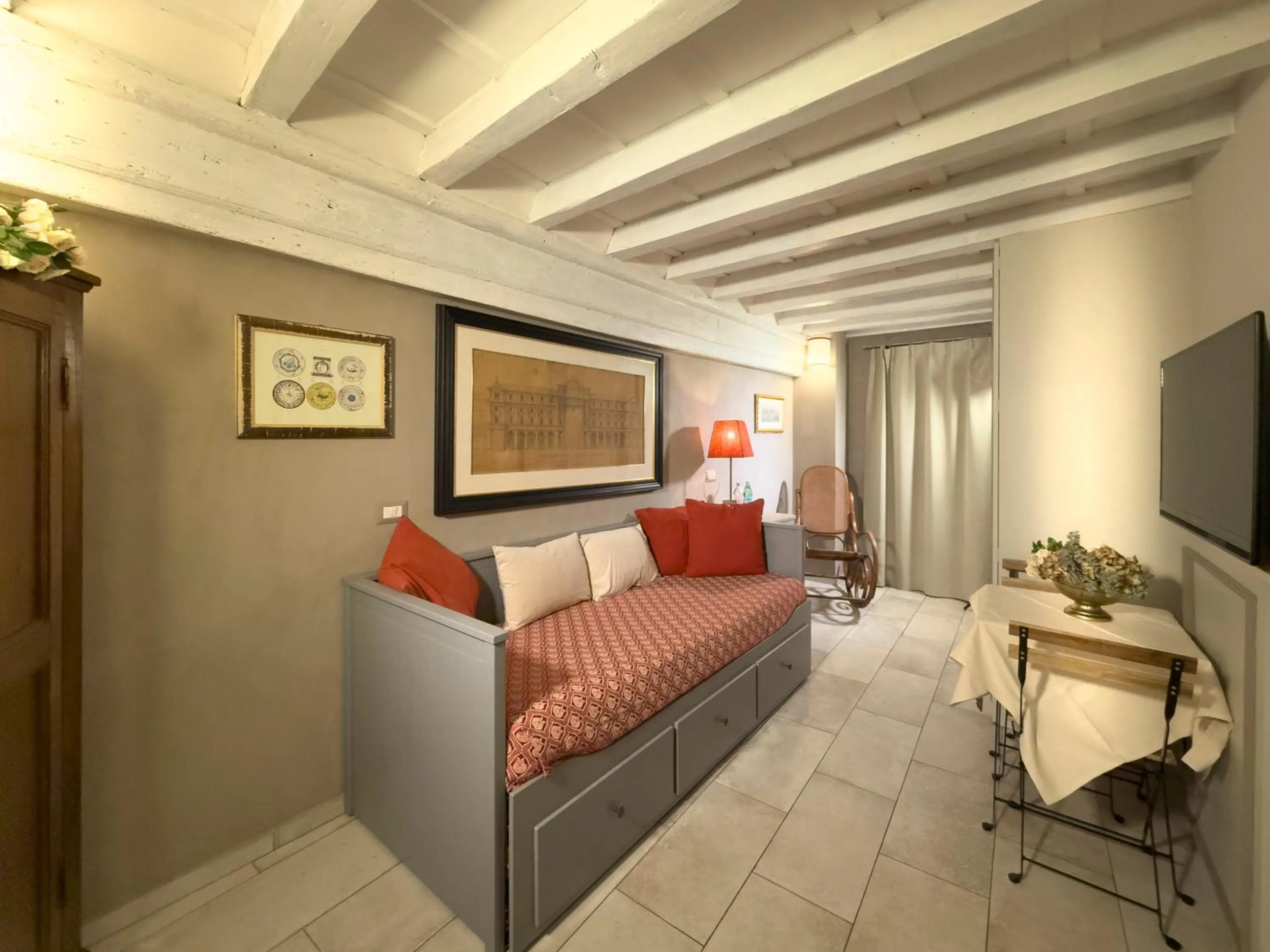 Bed in QK Costa58 Home Tower