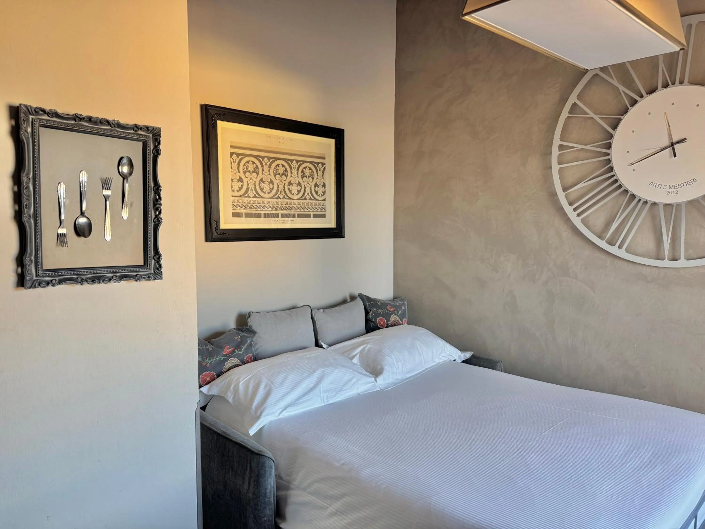 Bed in Il Cipresso Home Tower QK Costa 58