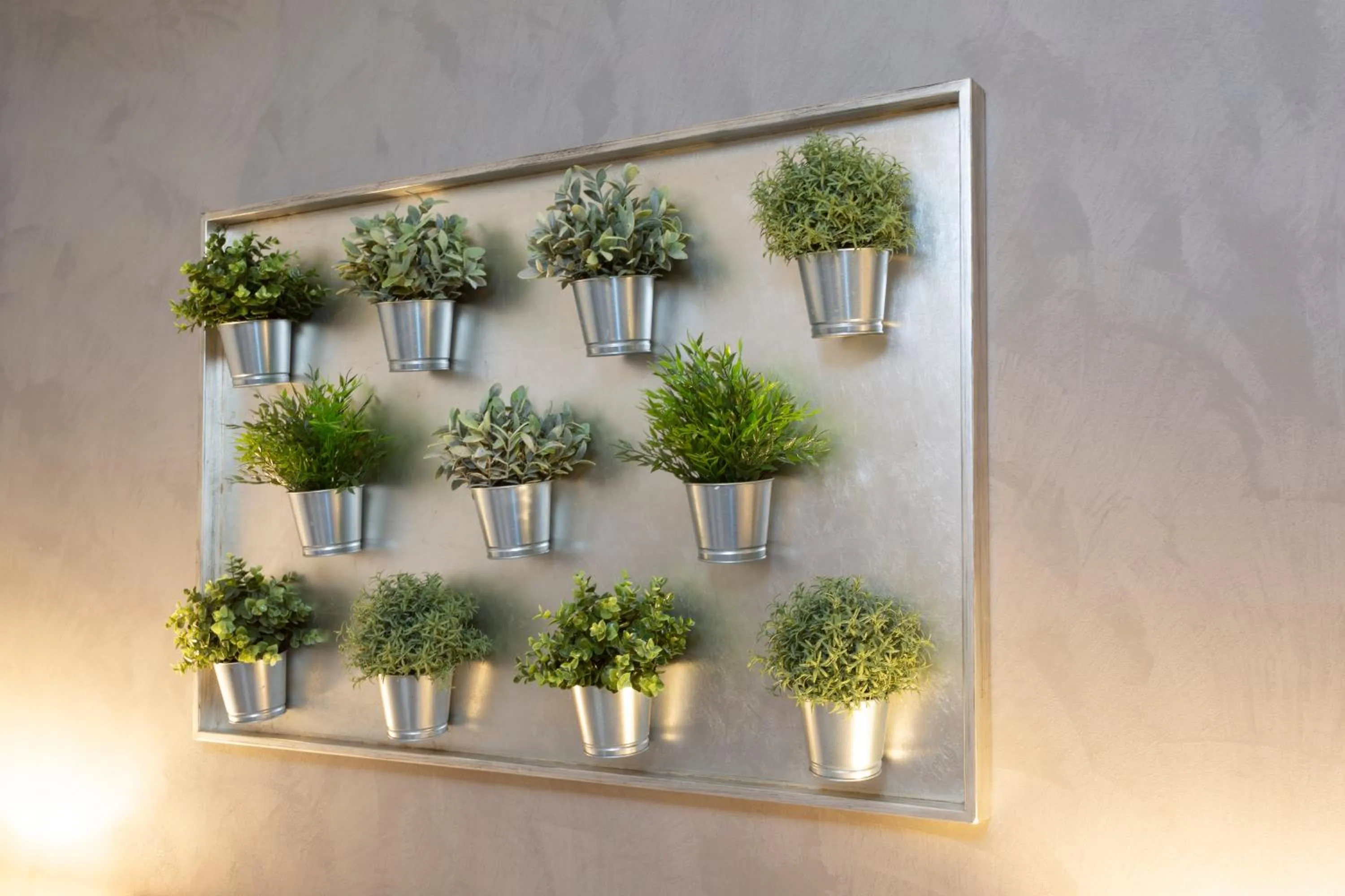 Decorative detail in Il Cipresso Home Tower QK Costa 58