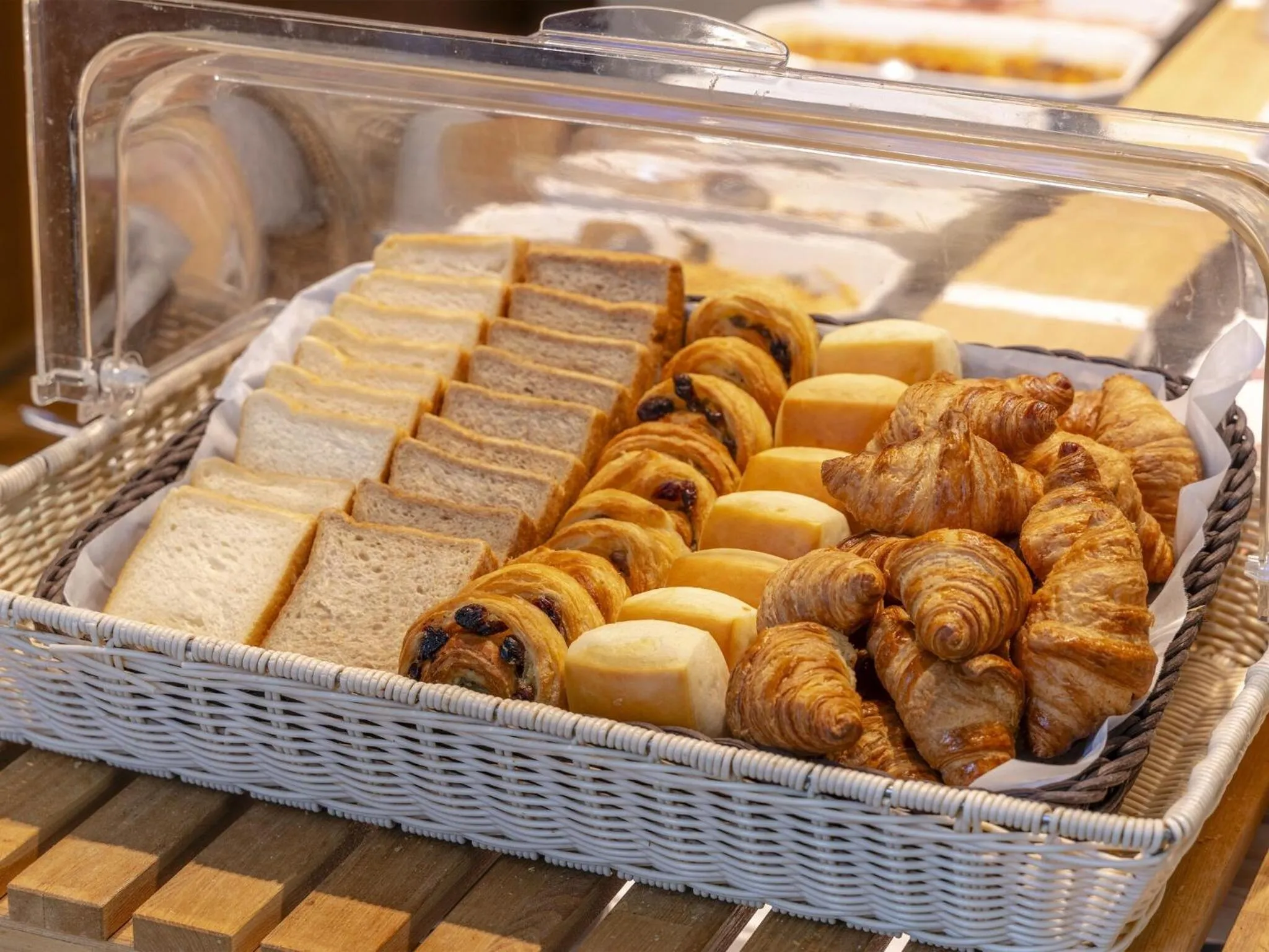 Buffet breakfast in Akihabara Washington Hotel