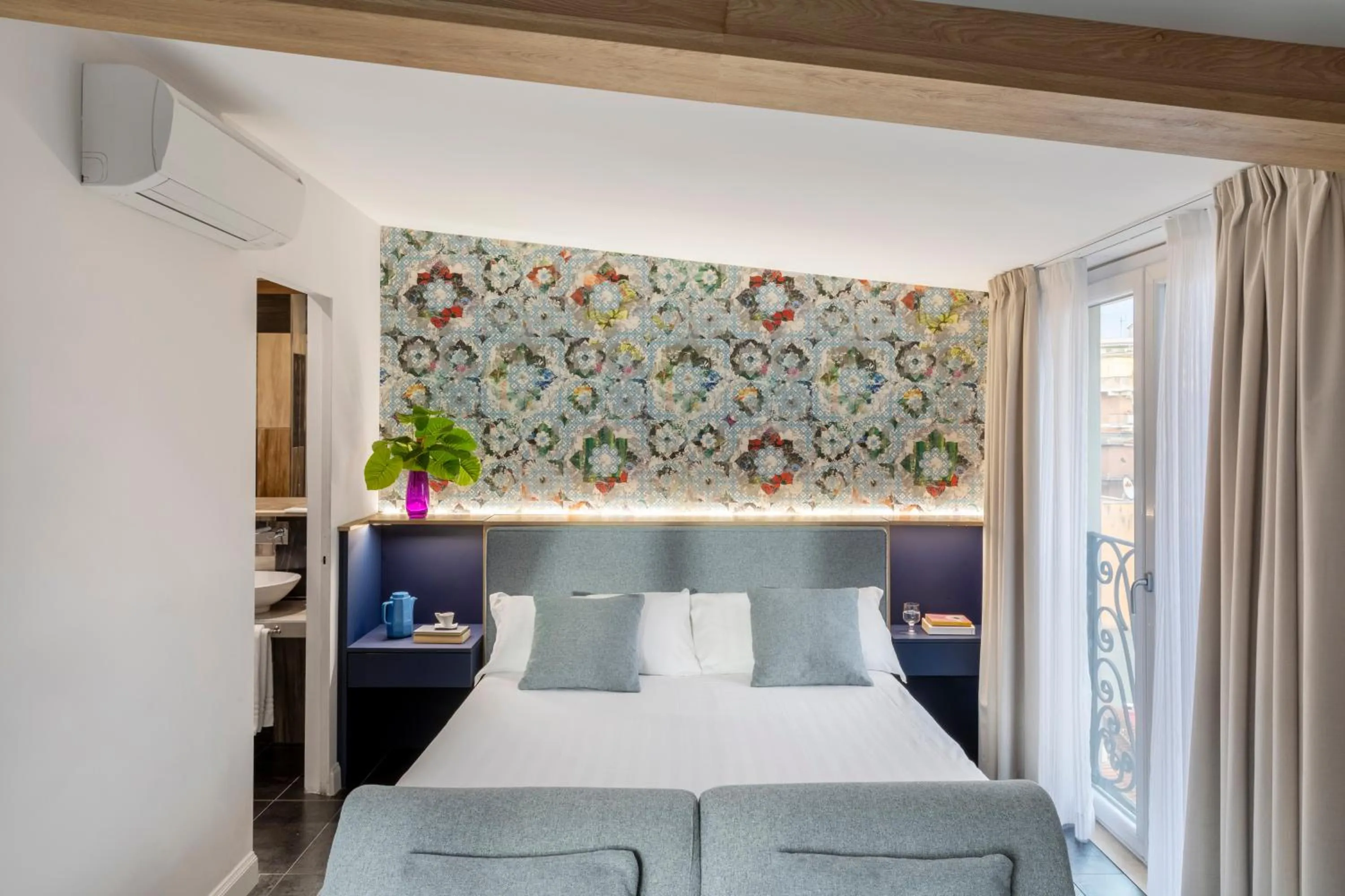 Bedroom, Bed in Patrizia Romana Palace