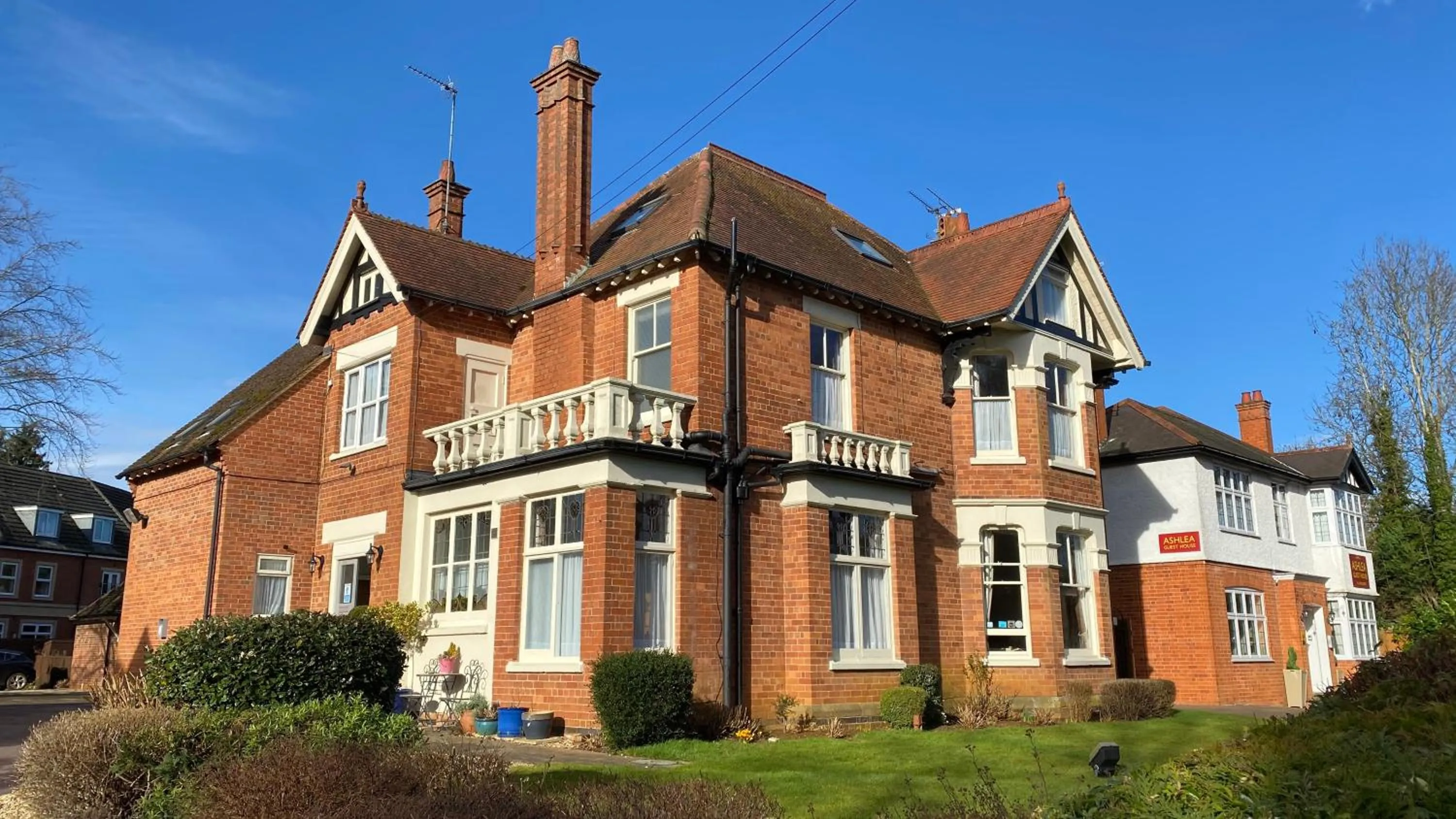 Property building in Fairlawns Guest House