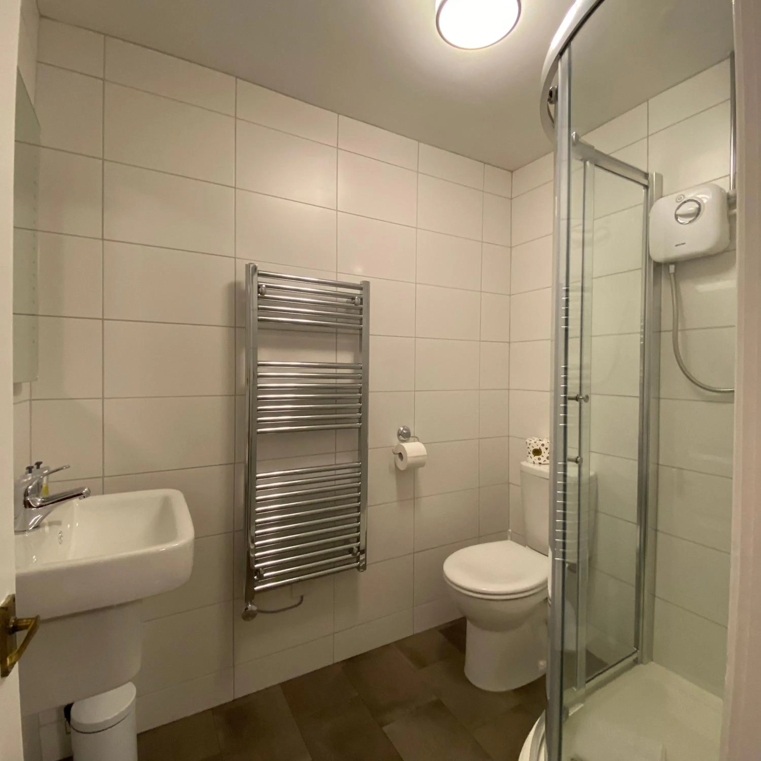 Bathroom in Fairlawns Guest House