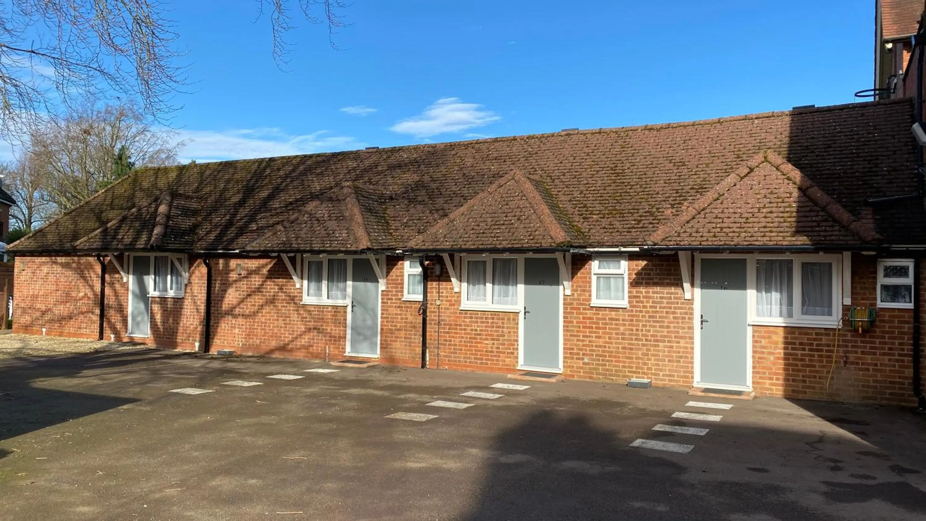 Property building in Fairlawns Guest House