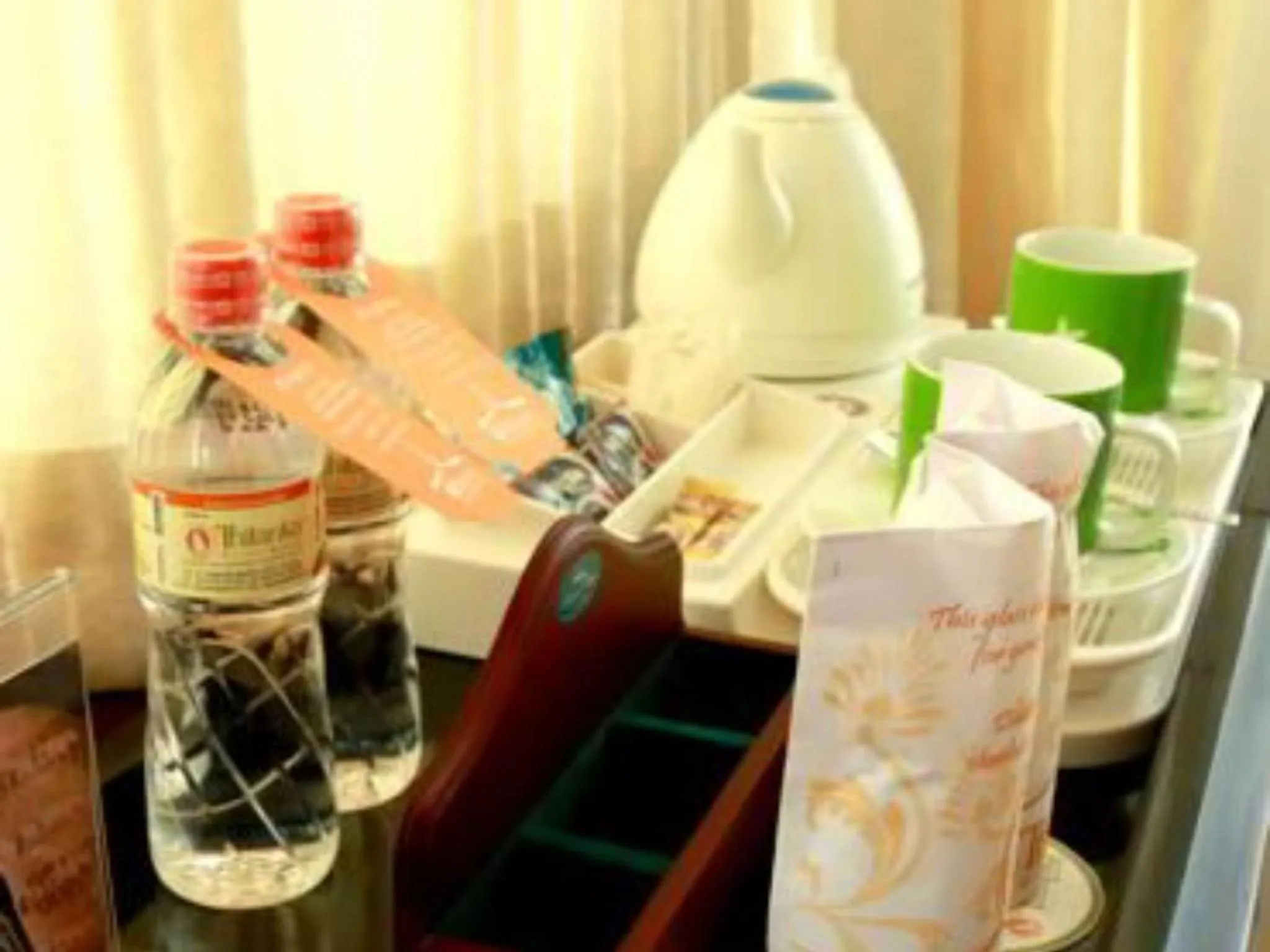 Coffee/tea facilities in Thilanka Hotel