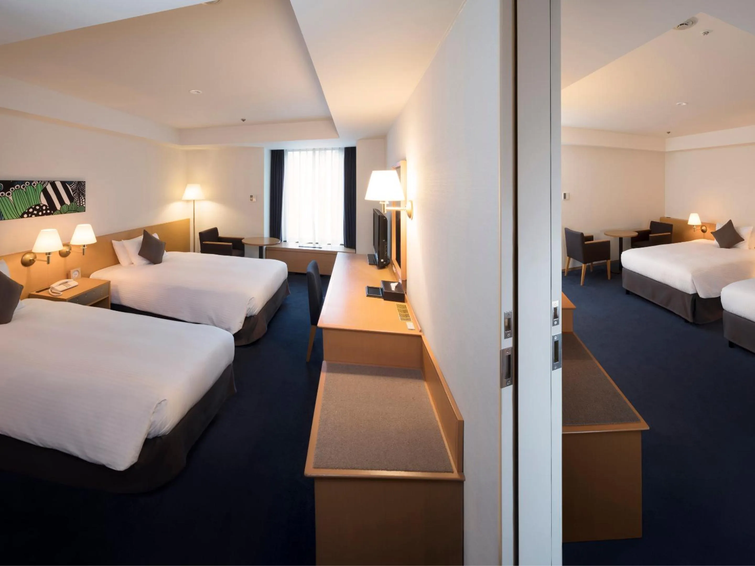 Photo of the whole room, Bed in Sapporo Grand Hotel