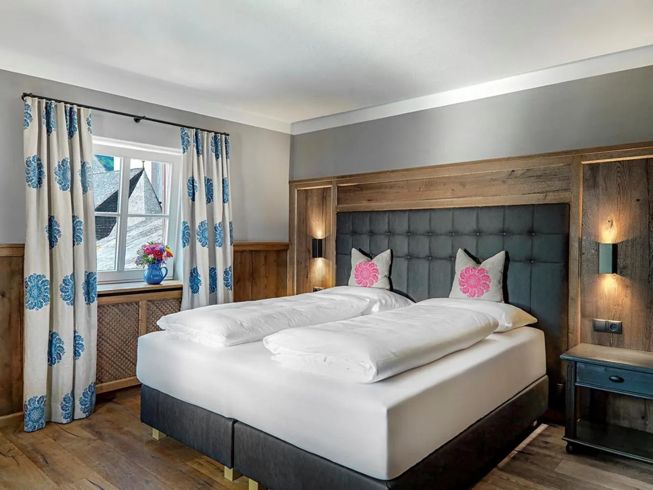 Bed in Landgasthof Hotel Linde