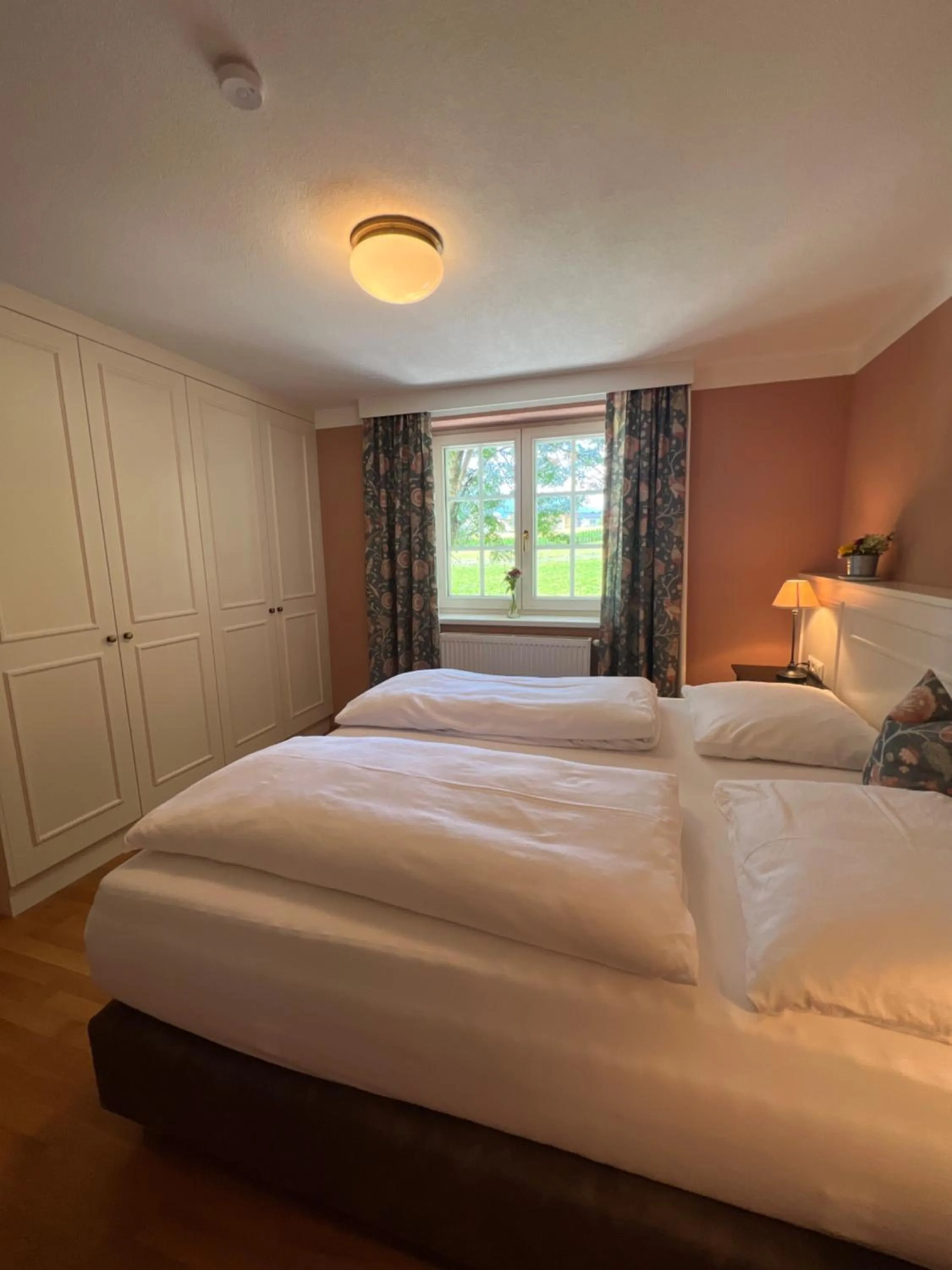 Bed in Landgasthof Hotel Linde