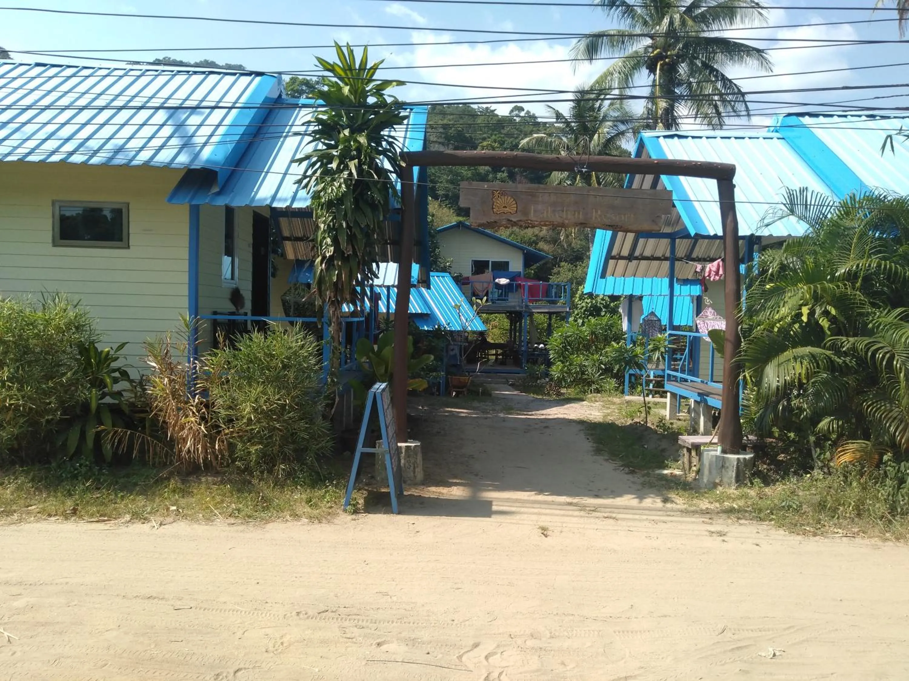 Facade/entrance in Lakchai Resort