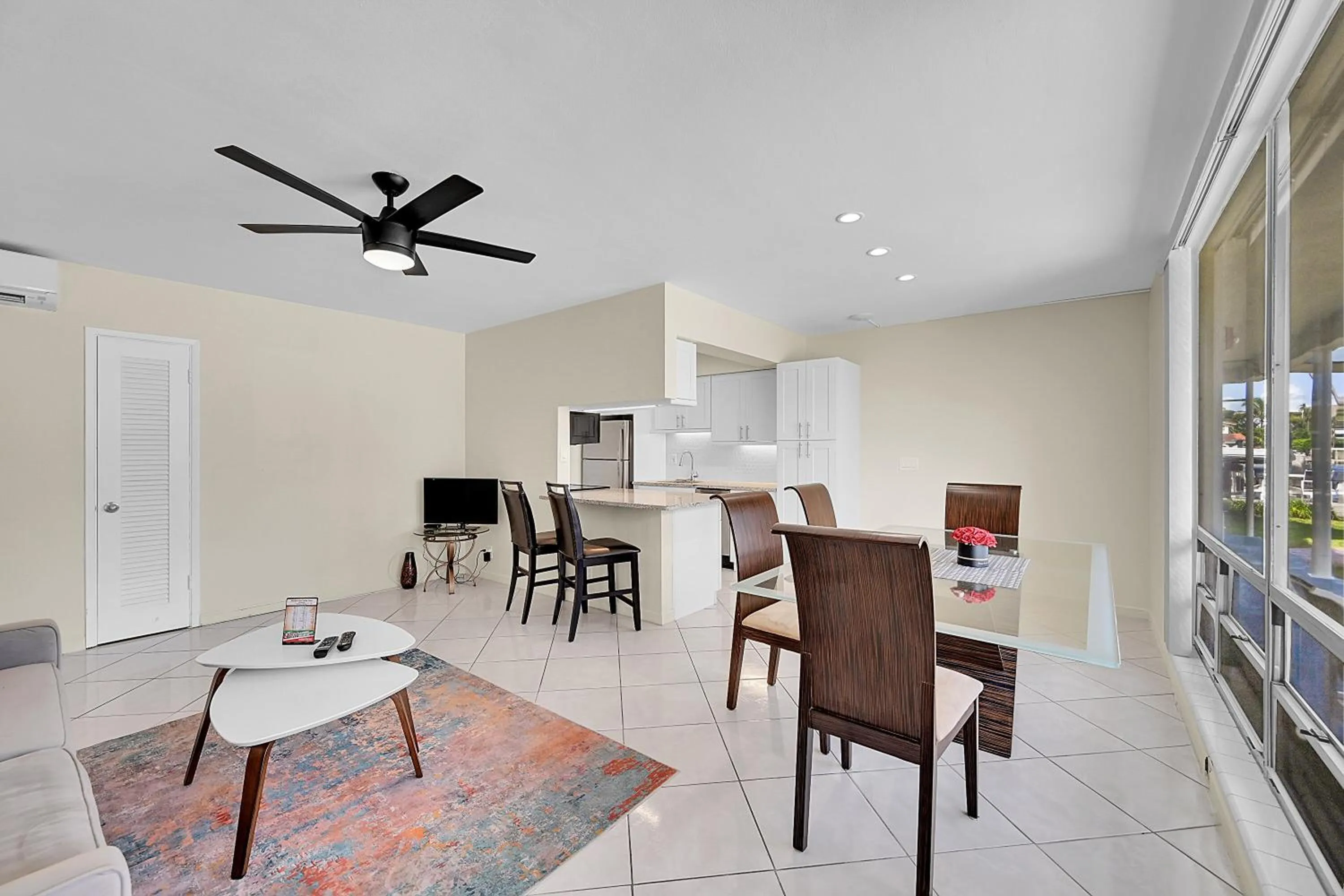 Holiday Isle Yacht Club