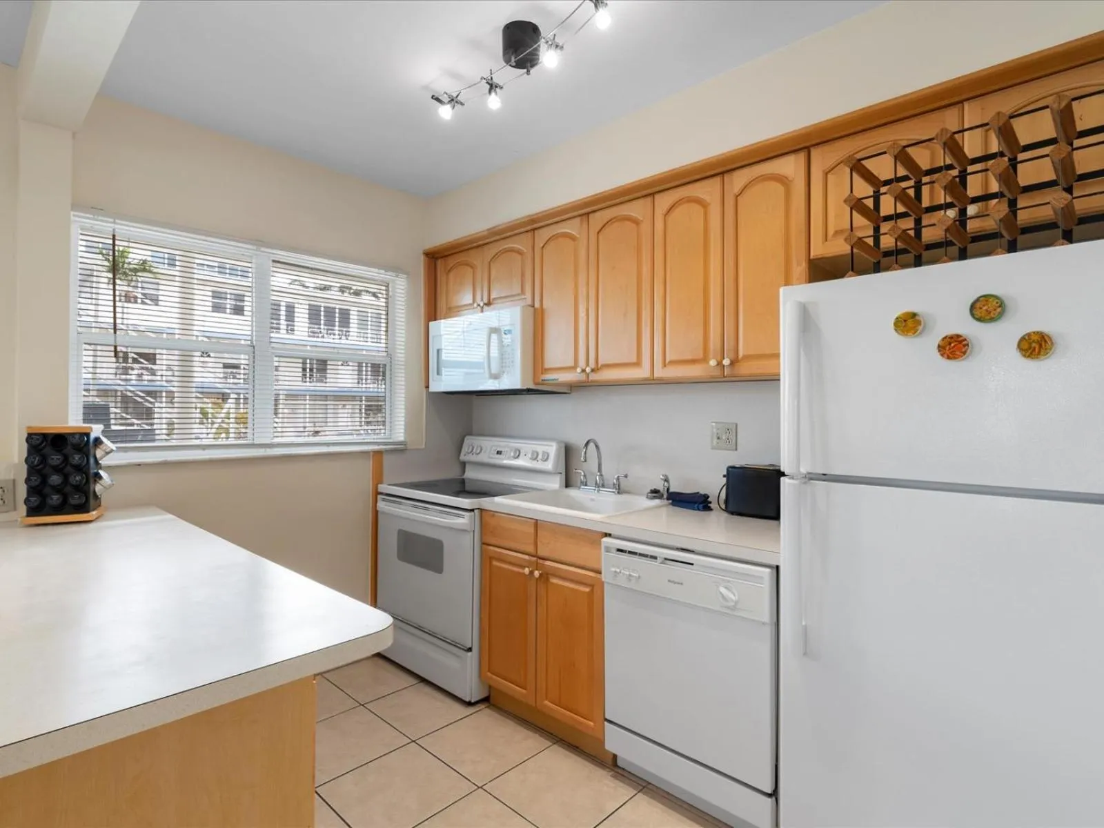 Holiday Isle Yacht Club