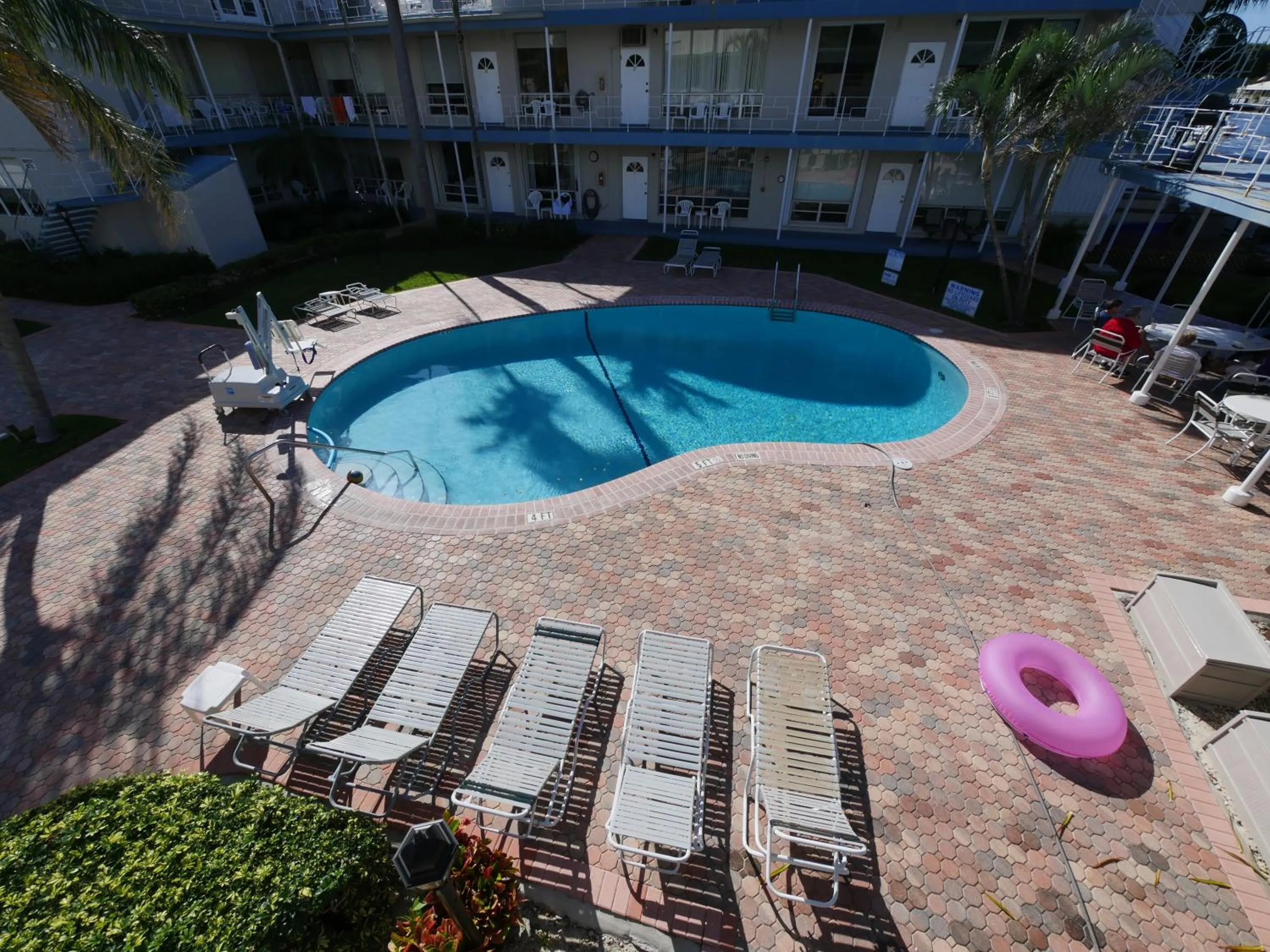 Holiday Isle Yacht Club