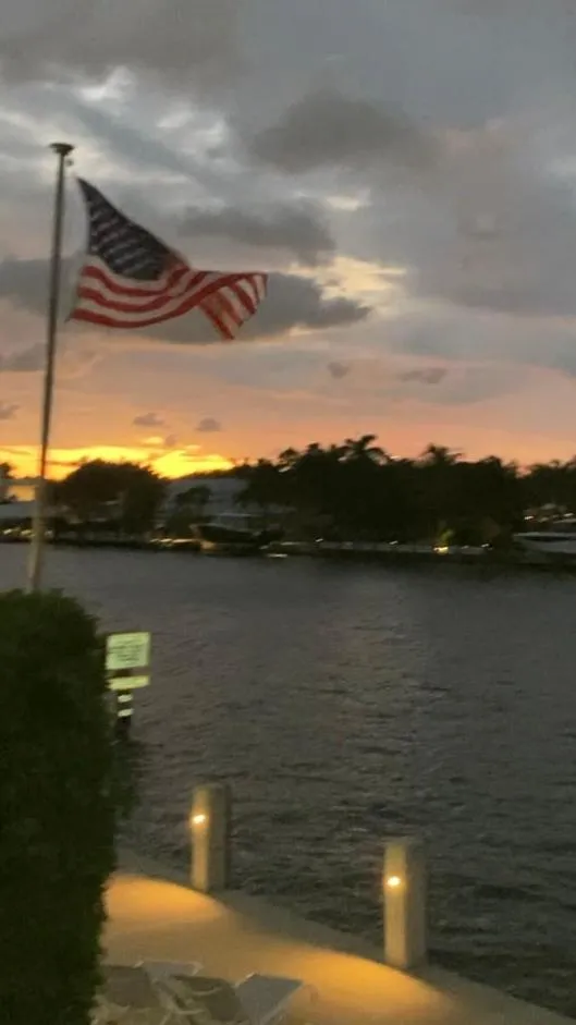 Holiday Isle Yacht Club