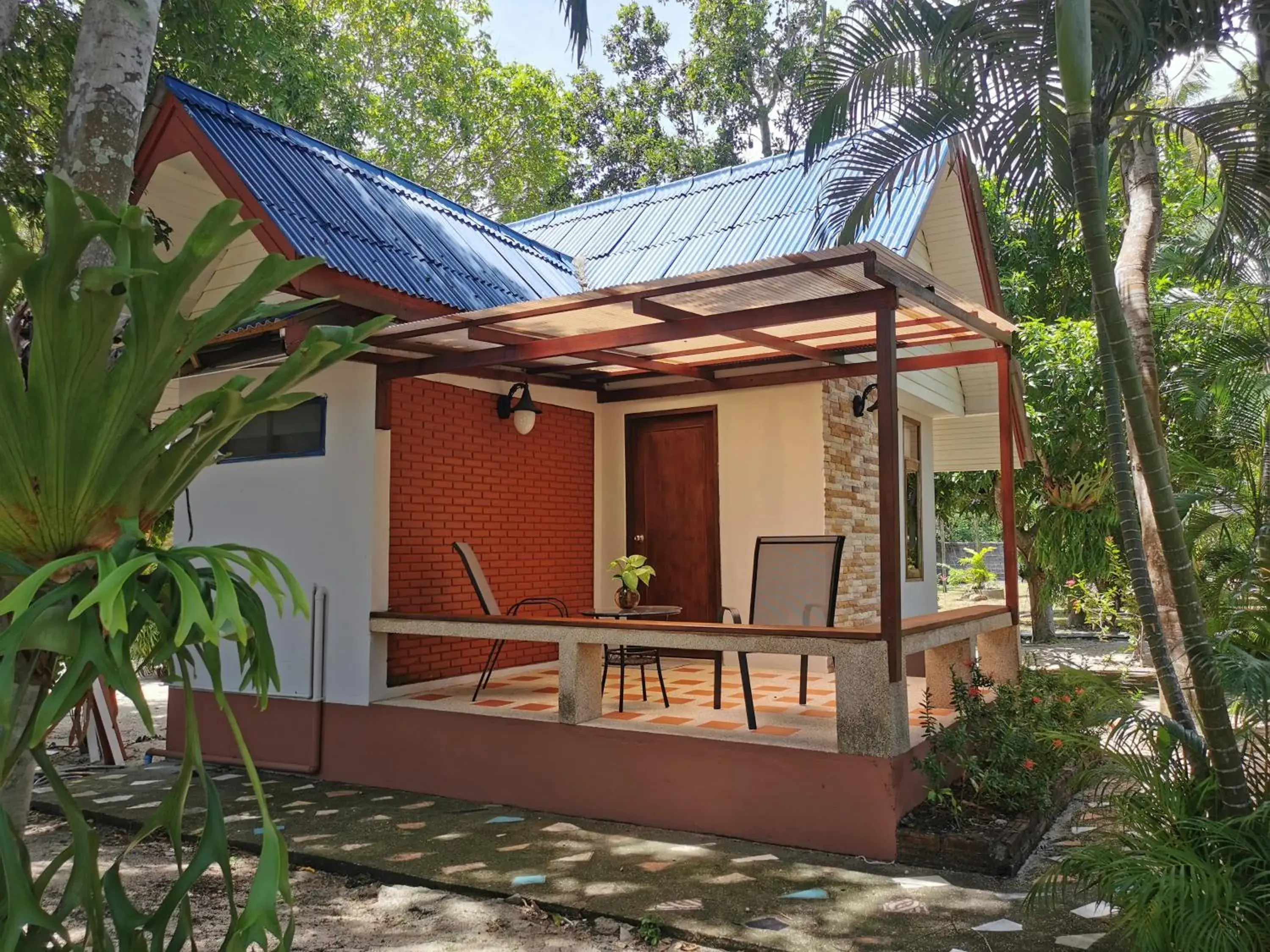 Garden Bungalow in Phalarn Inn Resort Garden Bungalow in Phalarn Inn Resort