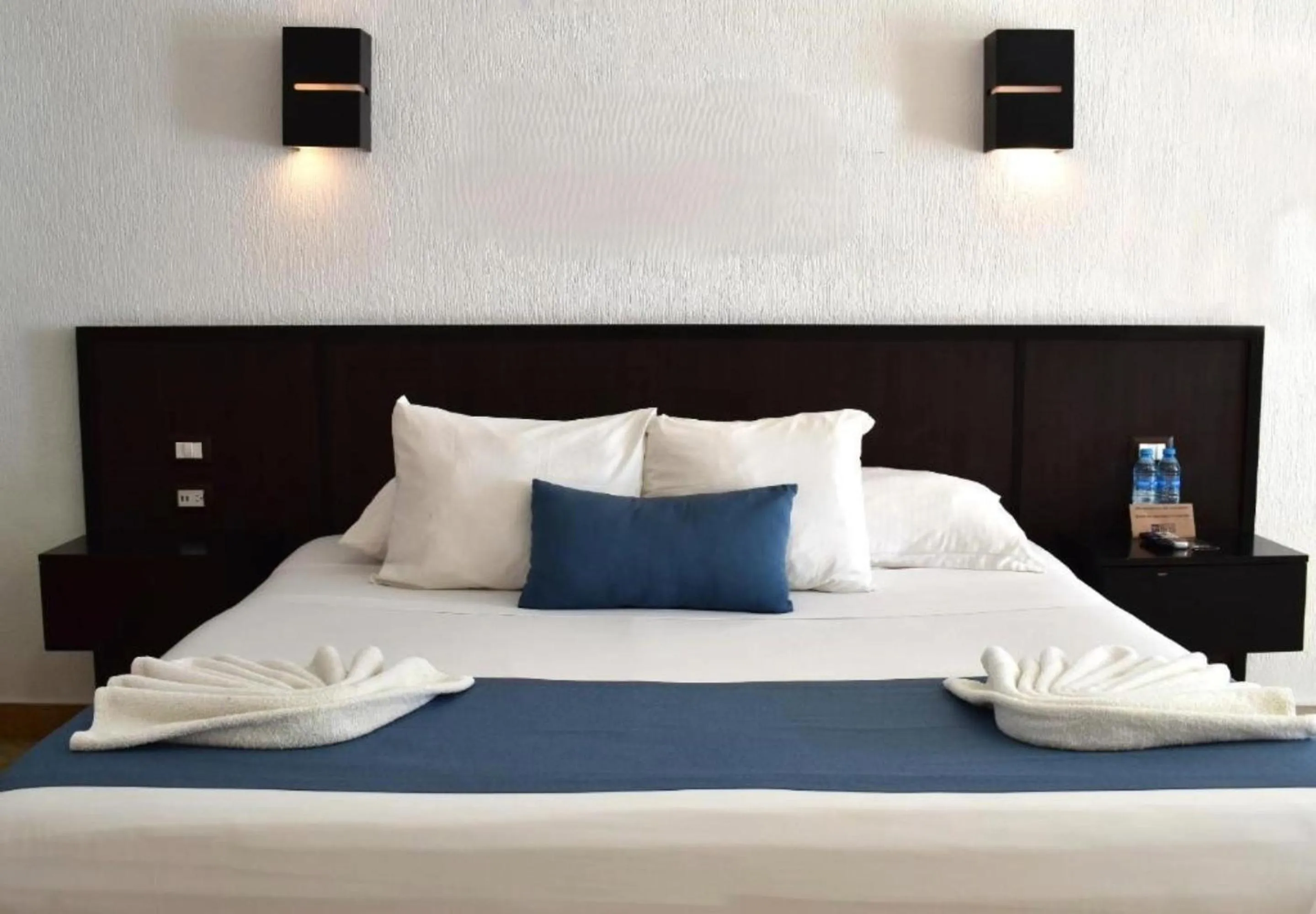 Bed in Illusion Boutique "Near Beach"