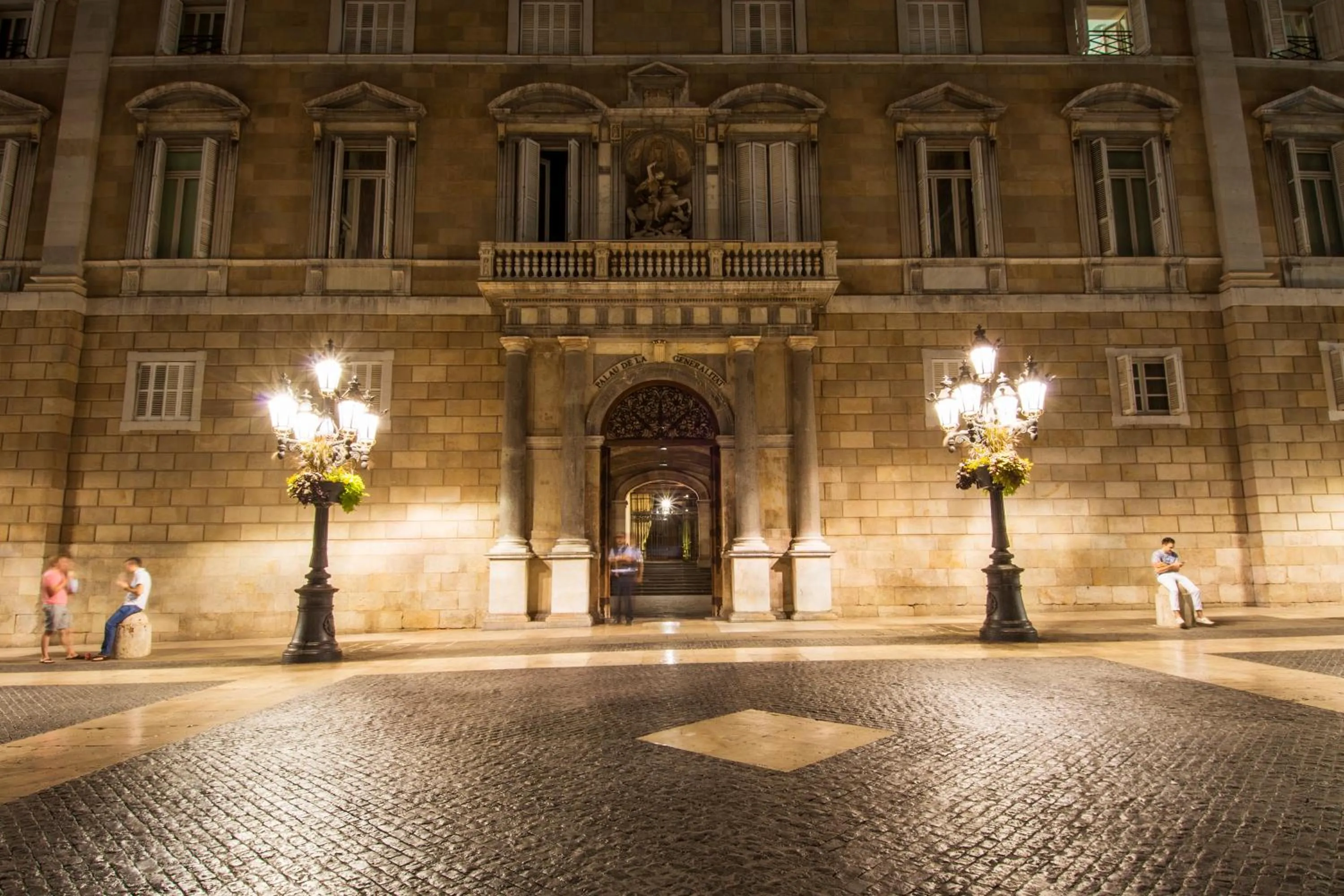 Neighbourhood in Safestay Barcelona Gothic