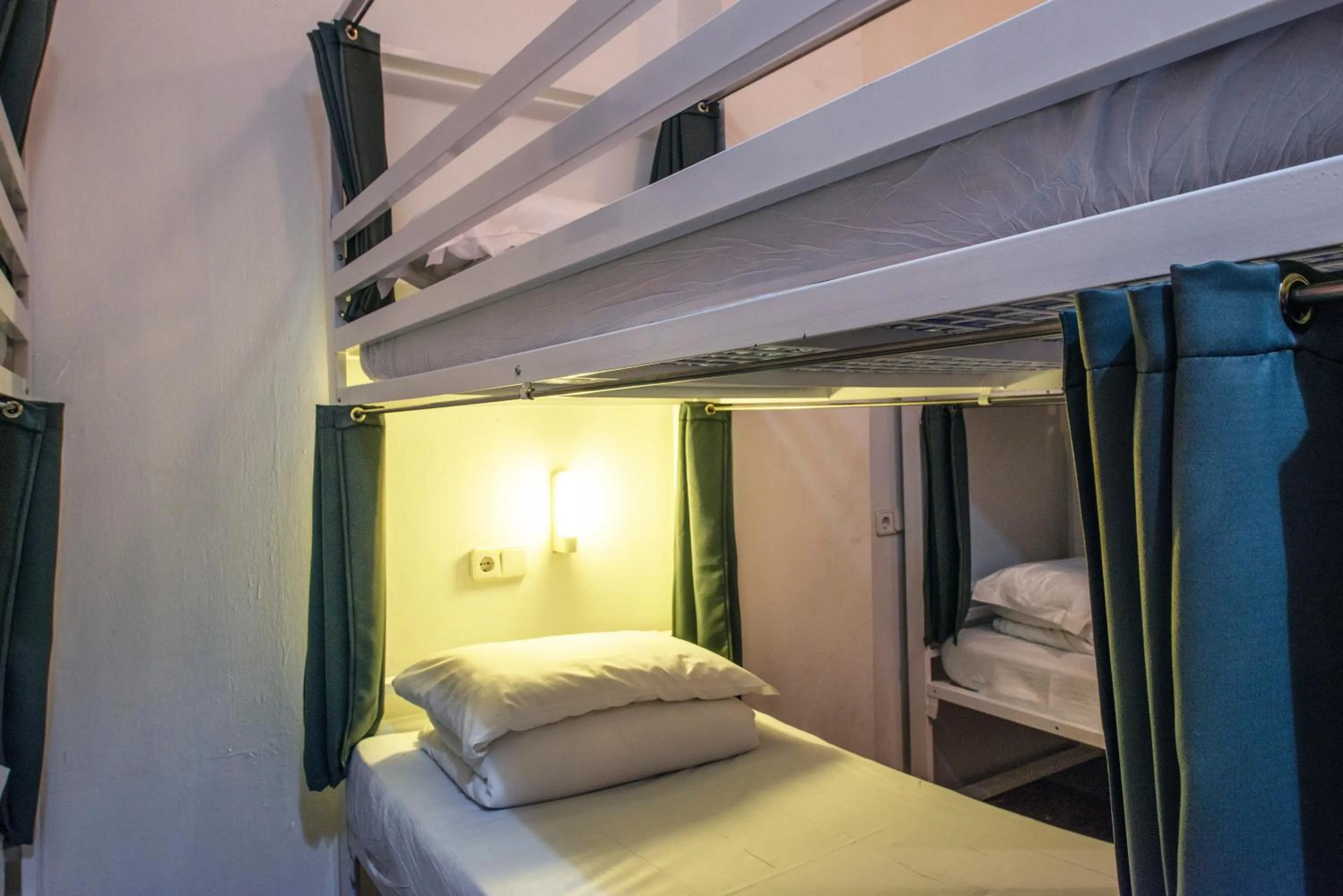 bunk bed, Bed in Safestay Barcelona Gothic