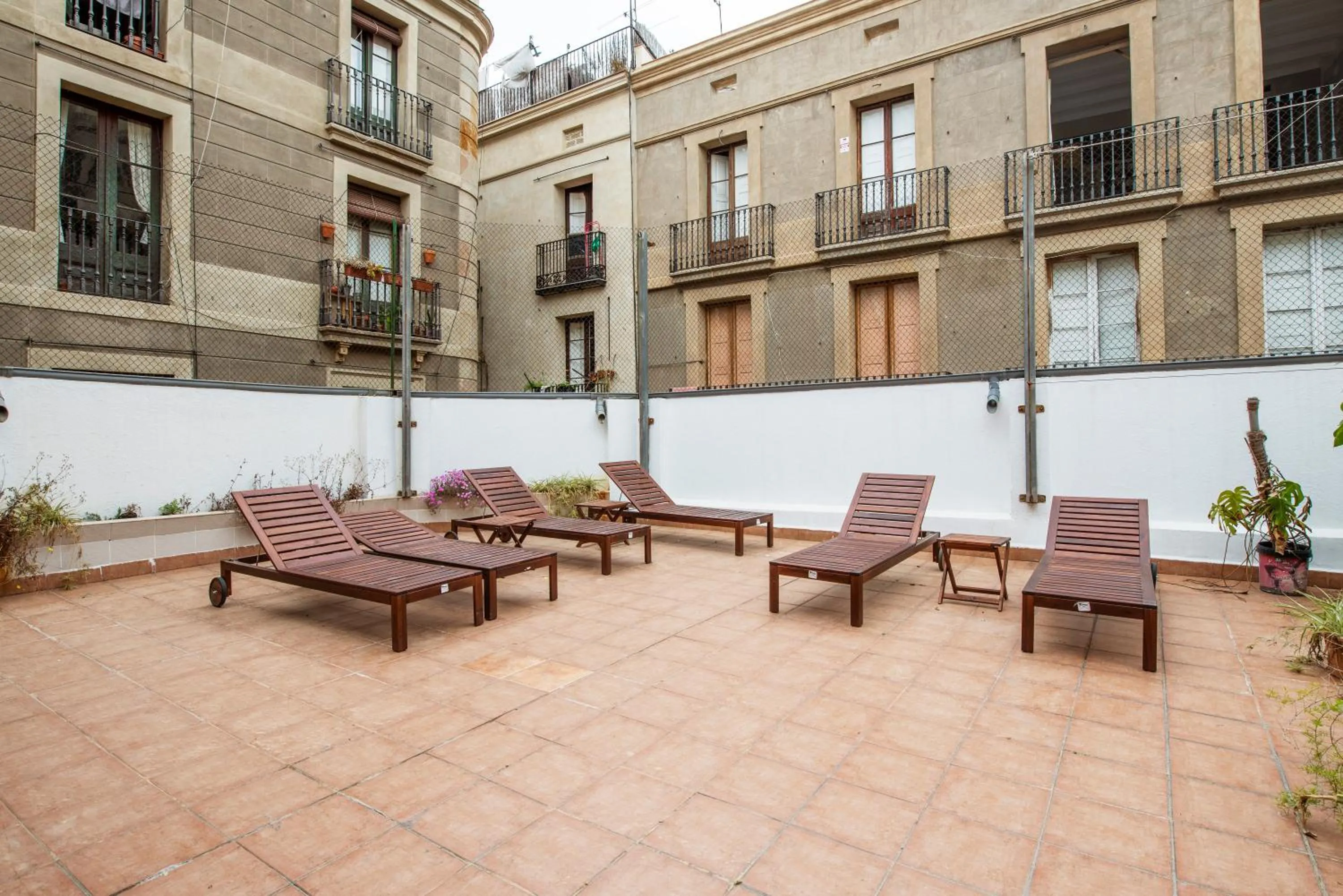 Patio in Safestay Barcelona Gothic