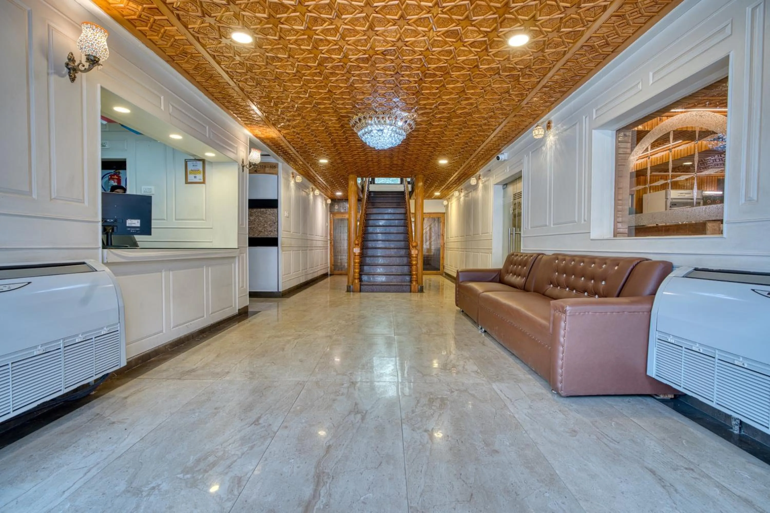 Lobby or reception in Hotel Baisaran Pahalgam