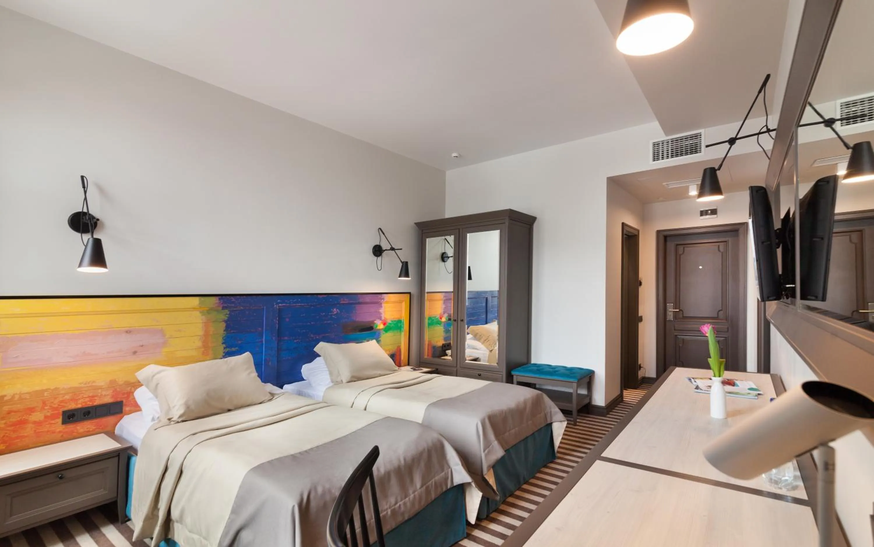 Photo of the whole room, Bed in PANORAMA Lviv Hotel