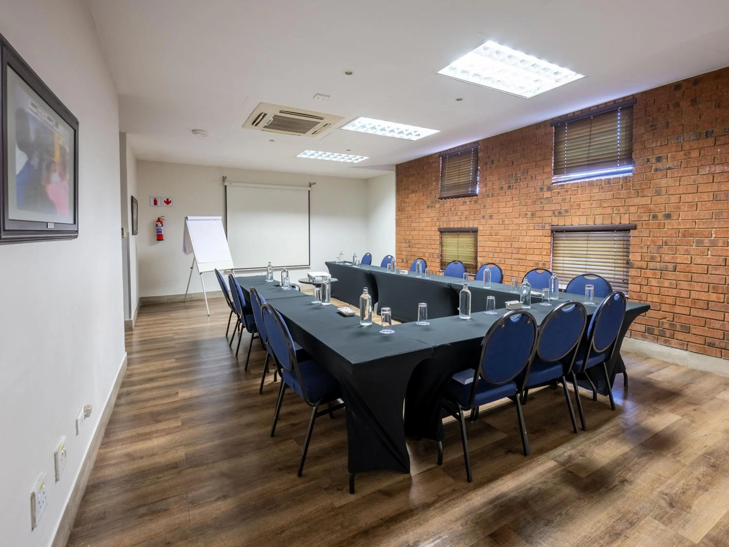 Meeting/conference room in ANEW Hotel Highveld Emalahleni